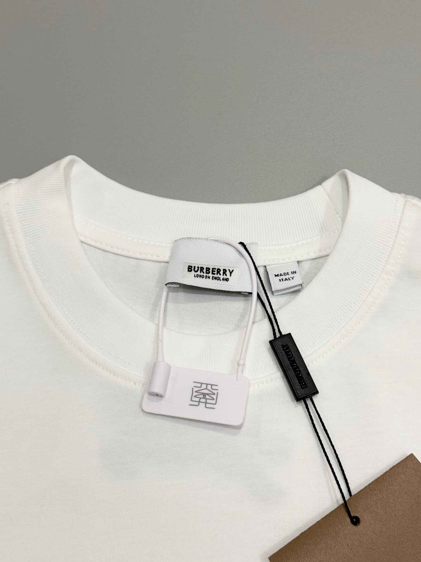 LuxluxHouse Best Quality Clothes Burberry T-shirt
