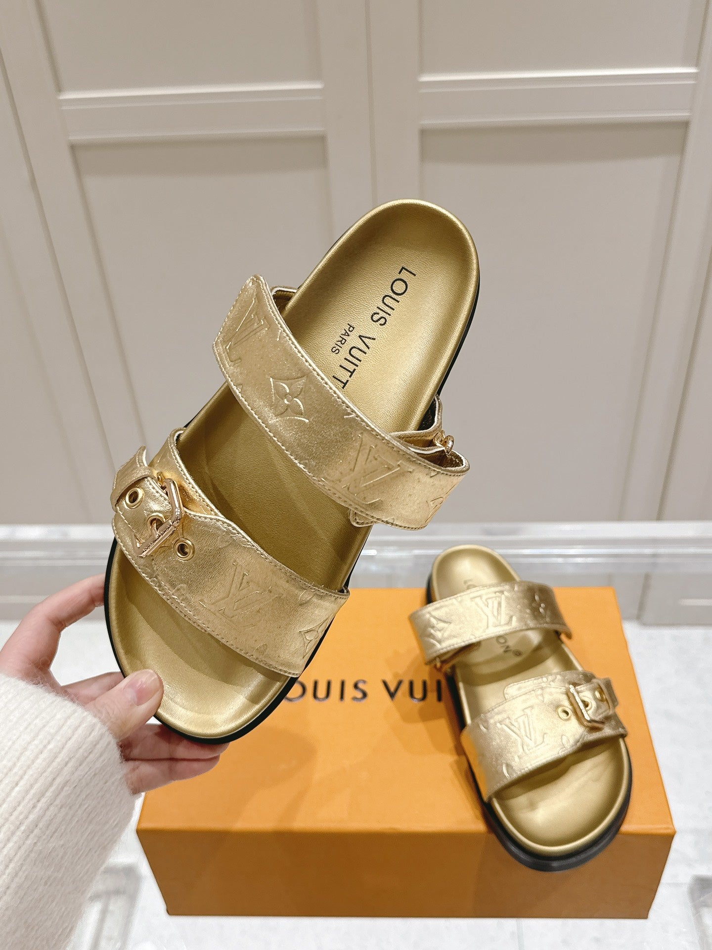 LuxluxHouse Best Quality Women Shoes Louis Vuitton