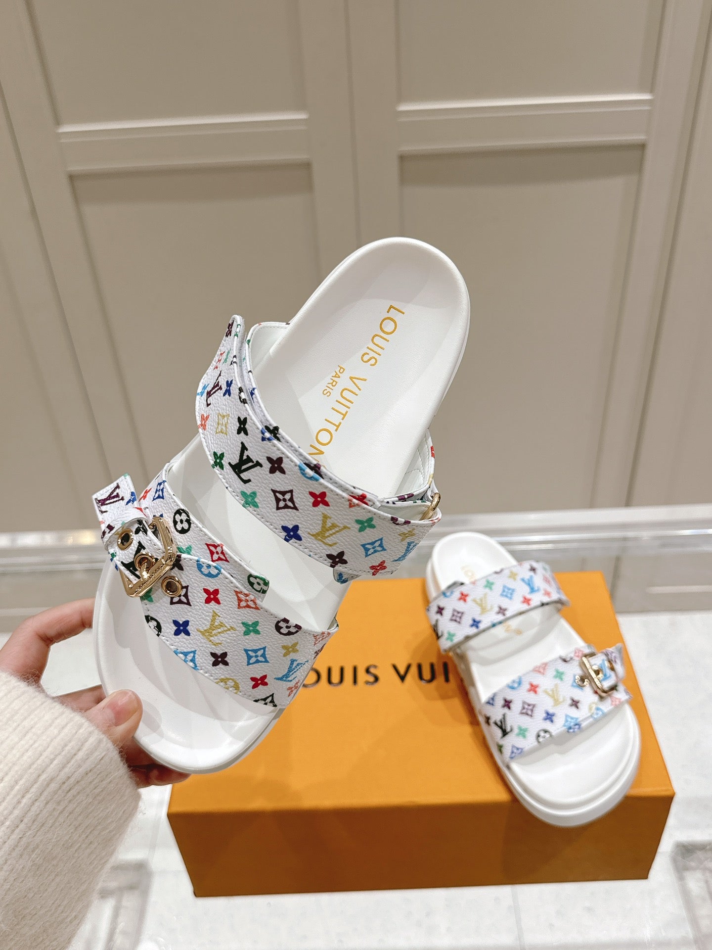 LuxluxHouse Best Quality Women Shoes Louis Vuitton