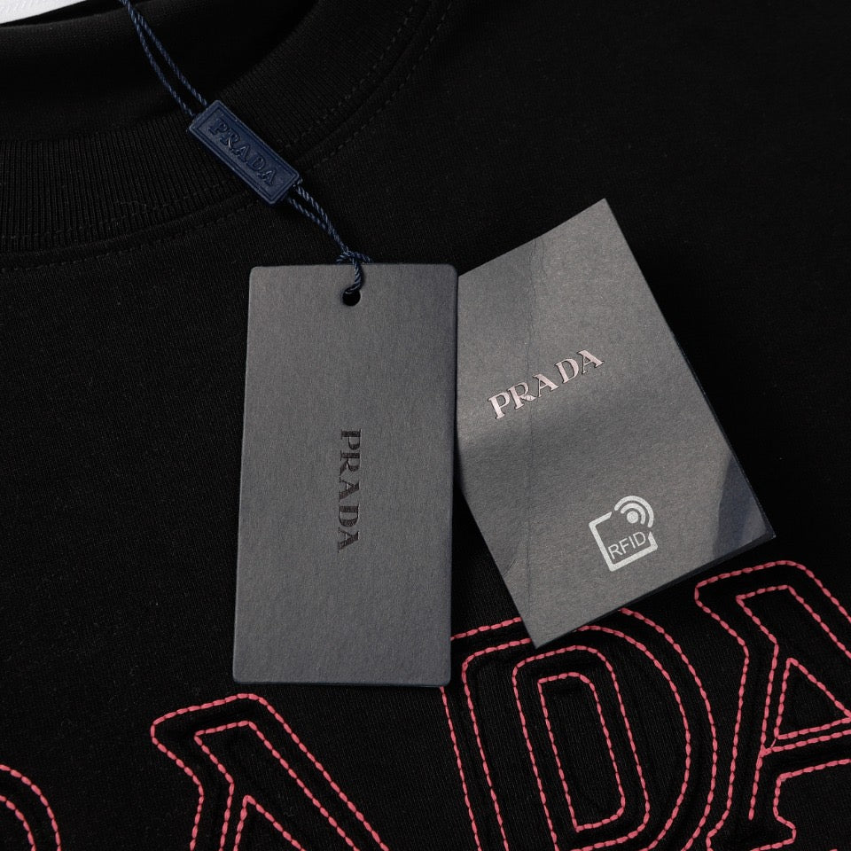 LuxluxHouse Best Quality Clothes T-shirt Prada