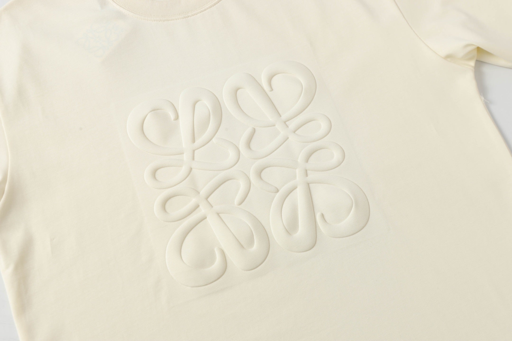 LuxluxHouse Best Quality Clothes T-shirt Loewe