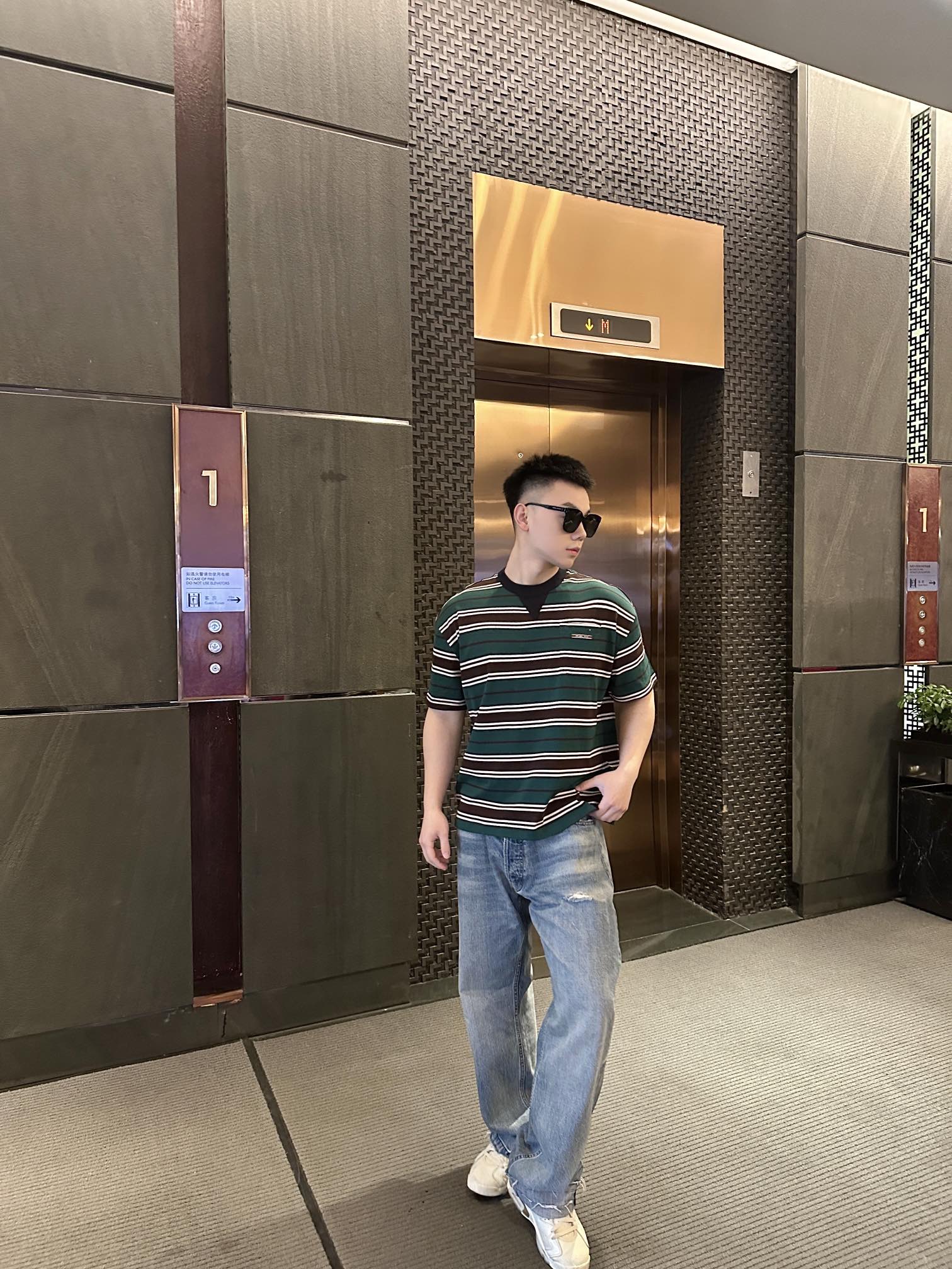 LuxluxHouse Best Quality Clothes T-shirt Prada