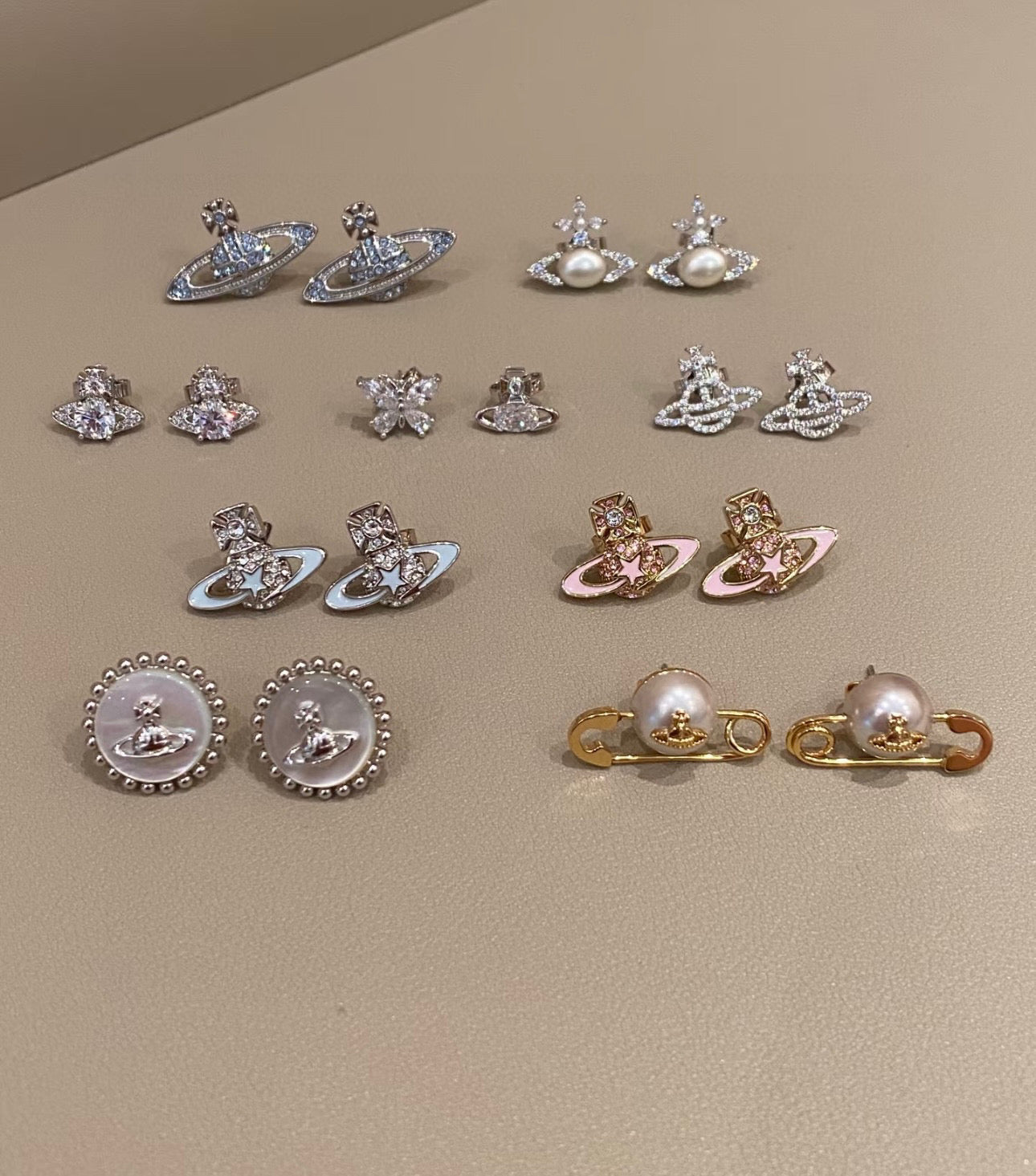 LuxluxHouse Best Quality Accessories Earrings Earrings Vivienne Westwood