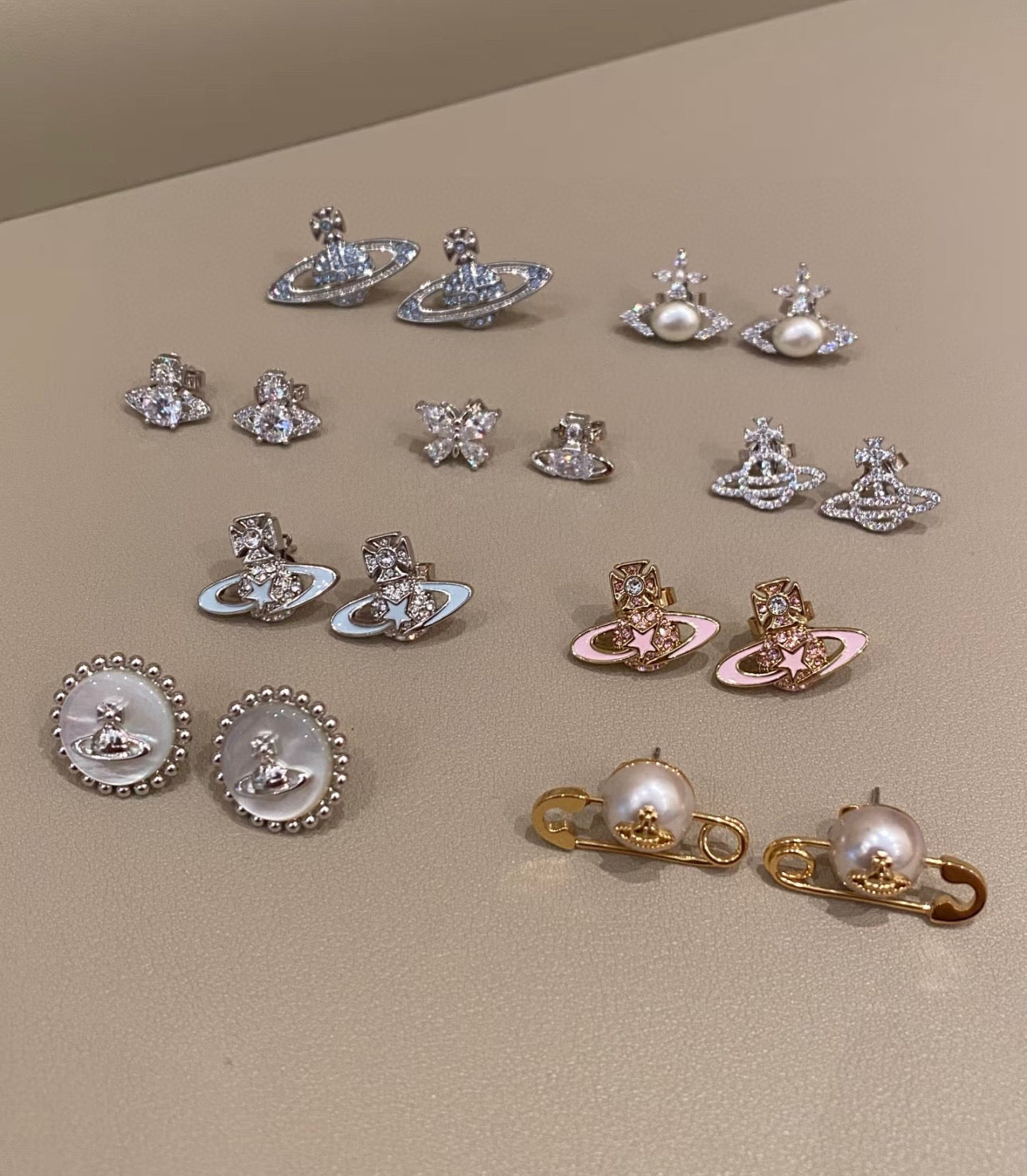 LuxluxHouse Best Quality Accessories Earrings Earrings Vivienne Westwood