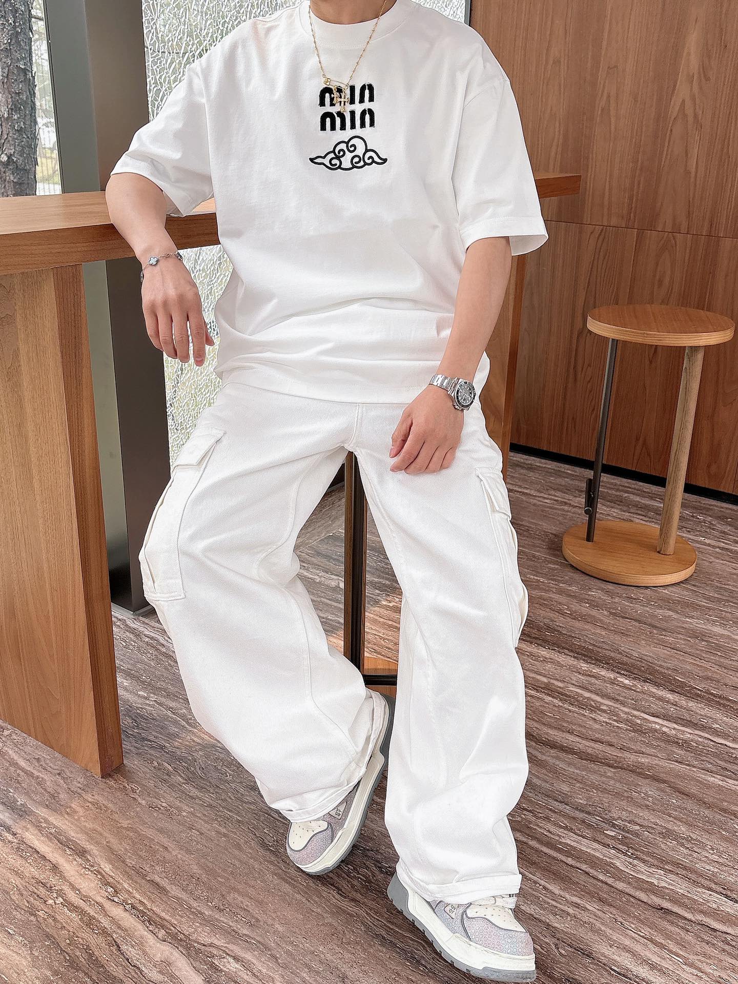 LuxluxHouse Best Quality Clothes Miu Miu T-shirt