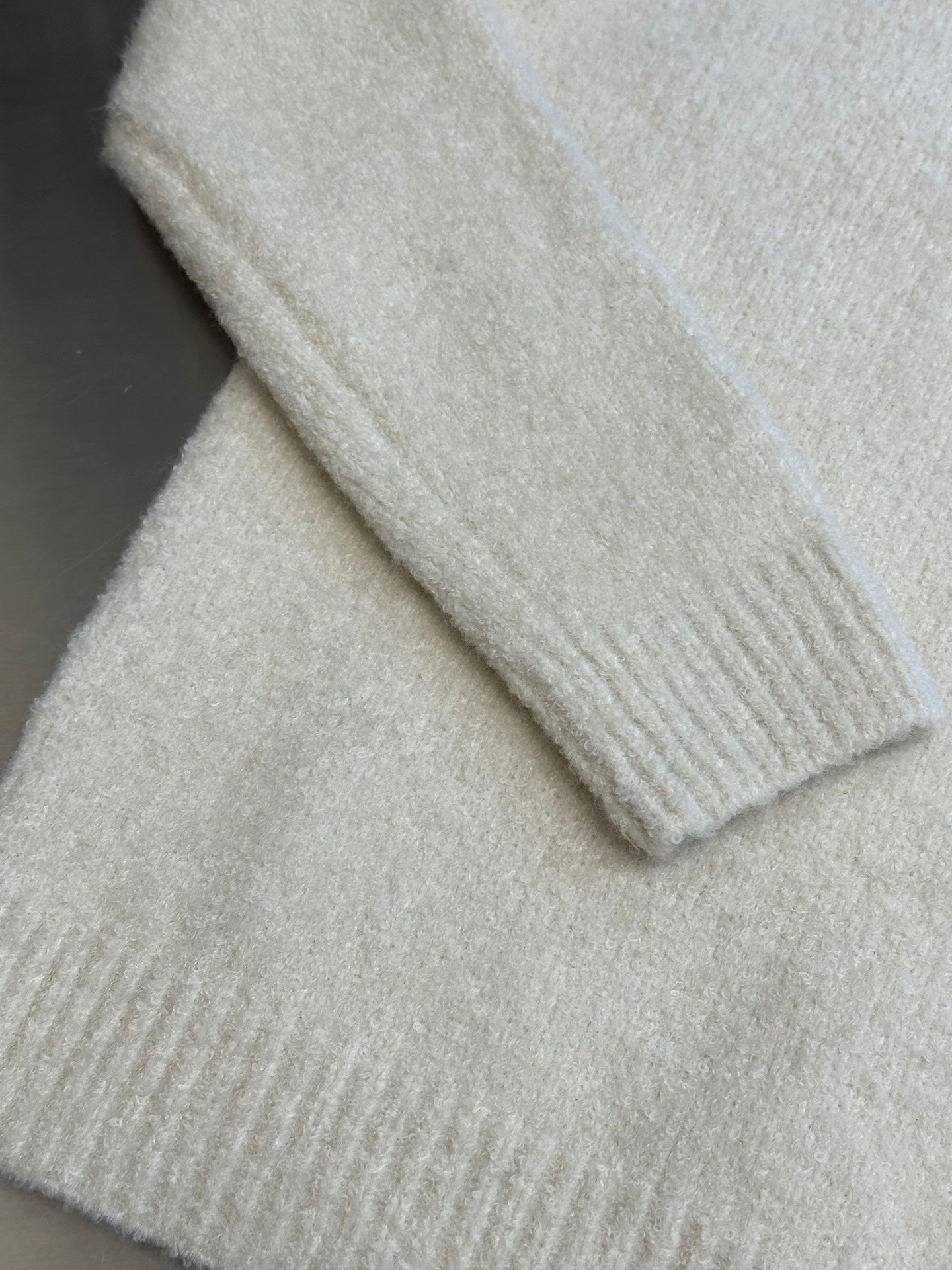 LuxluxHouse Best Quality Clothes Hoodie & Sweater Louis Vuitton