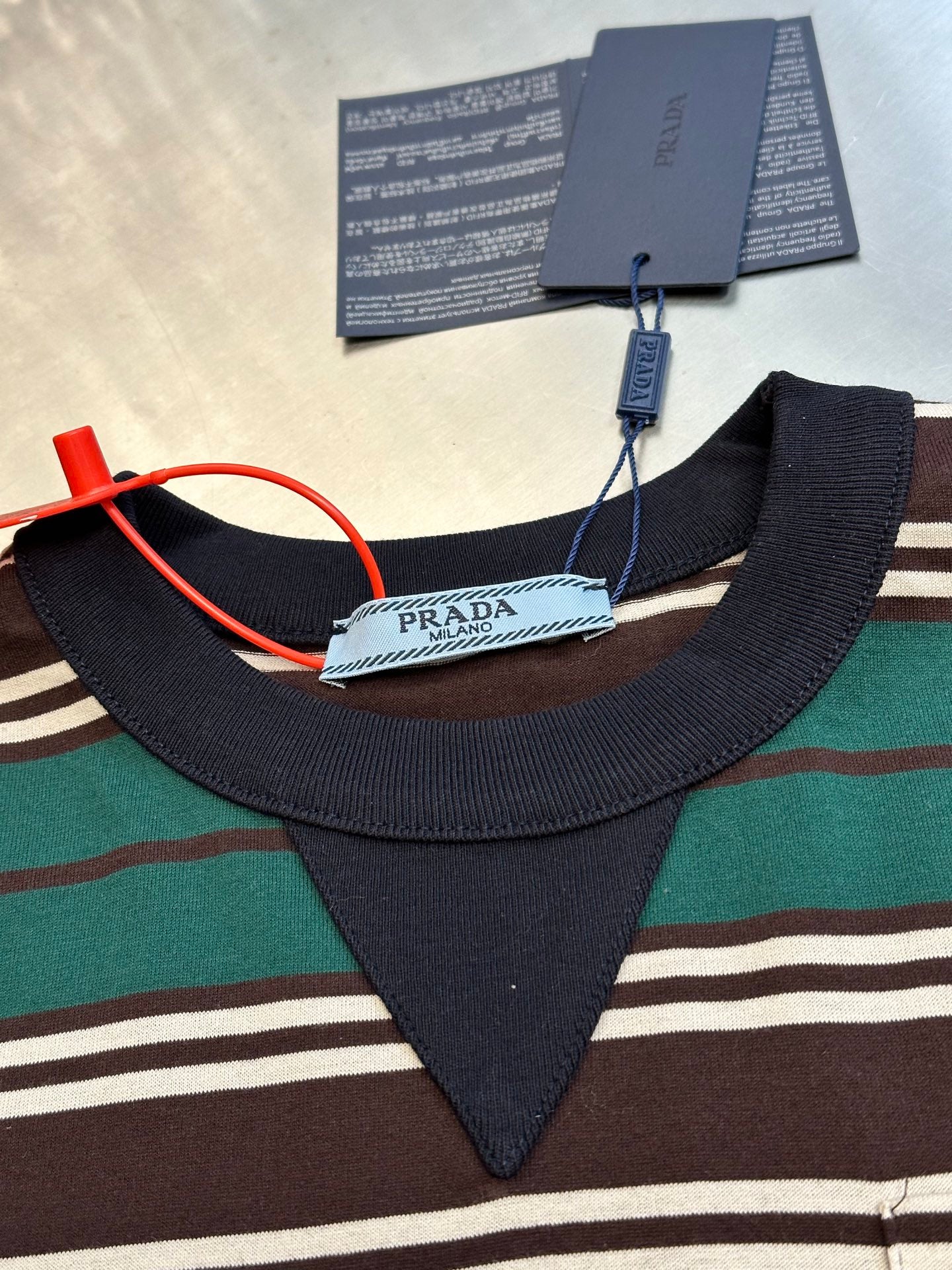 LuxluxHouse Best Quality Clothes Shirts&Polo Prada