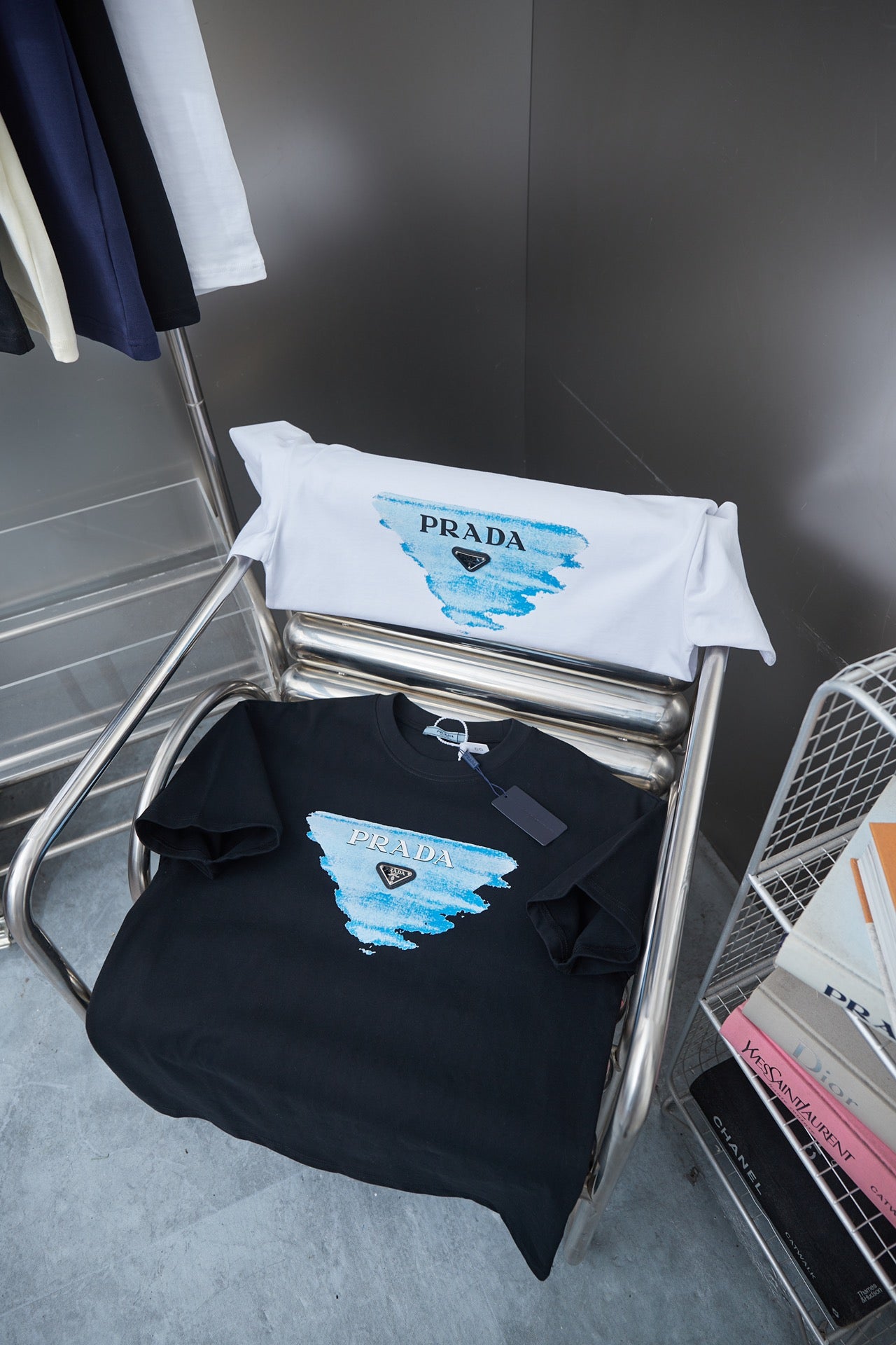 LuxluxHouse Best Quality Clothes T-shirt Prada