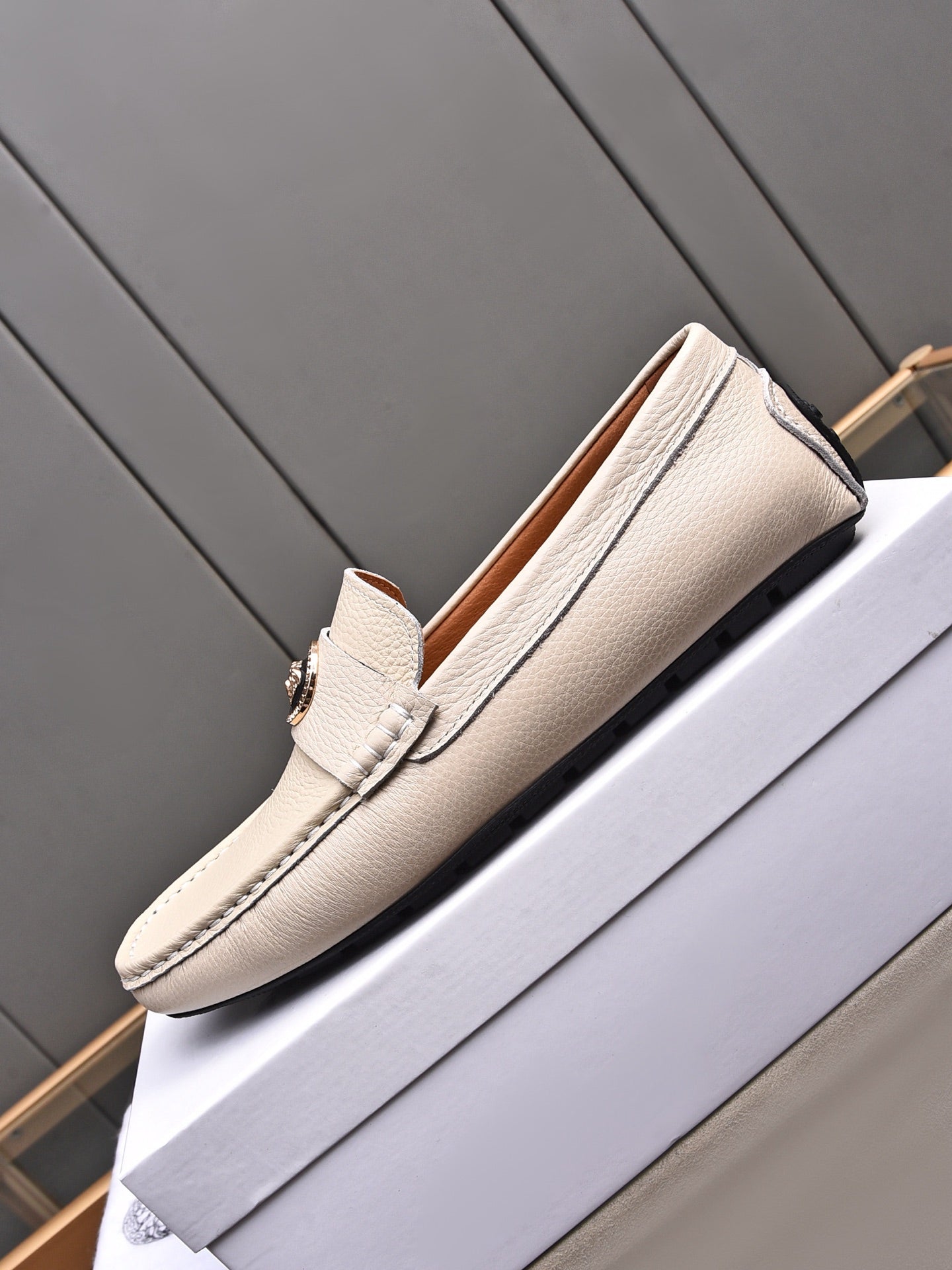 LuxluxHouse Best Quality Shoes Versace