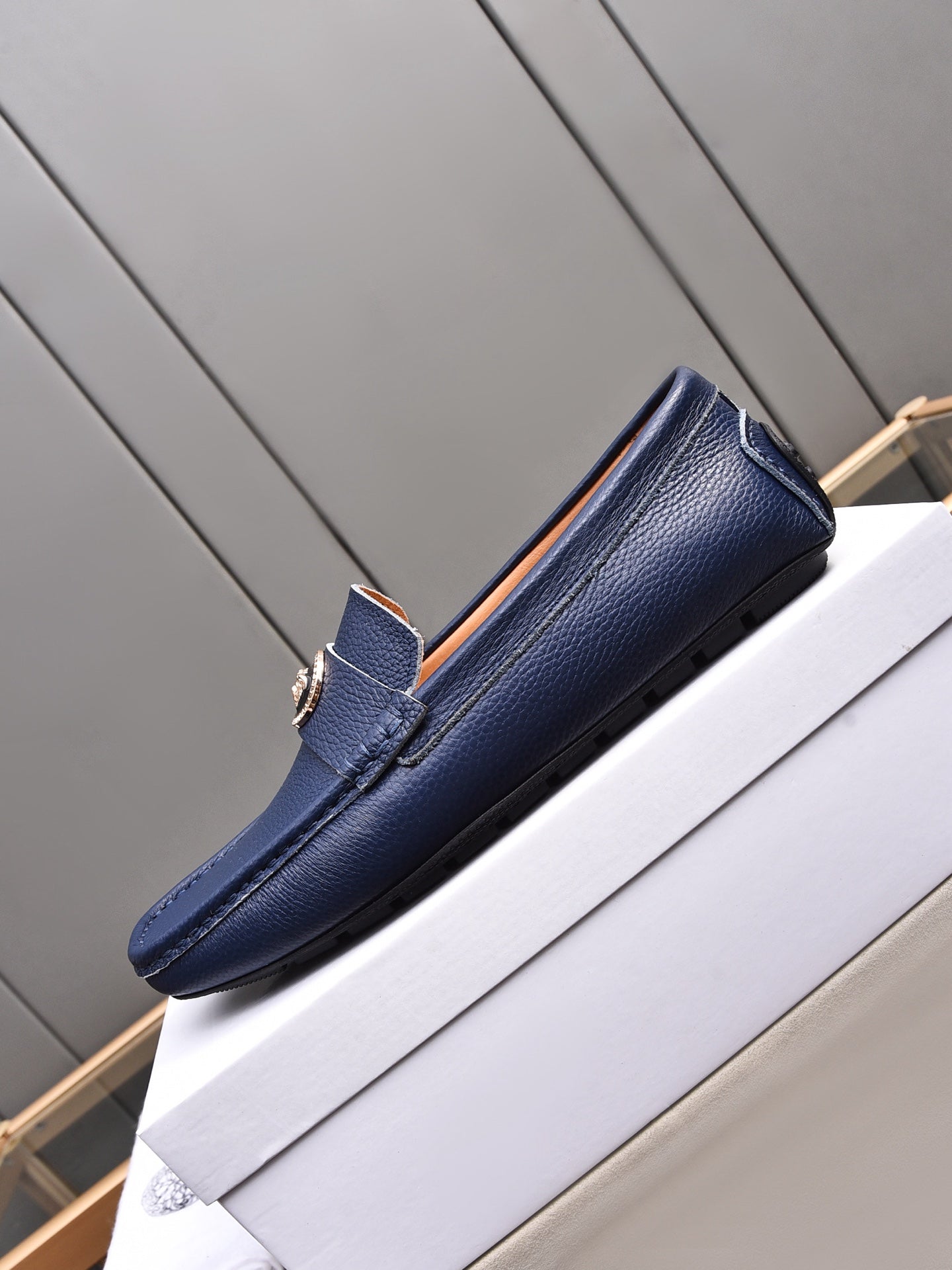 LuxluxHouse Best Quality Shoes Versace