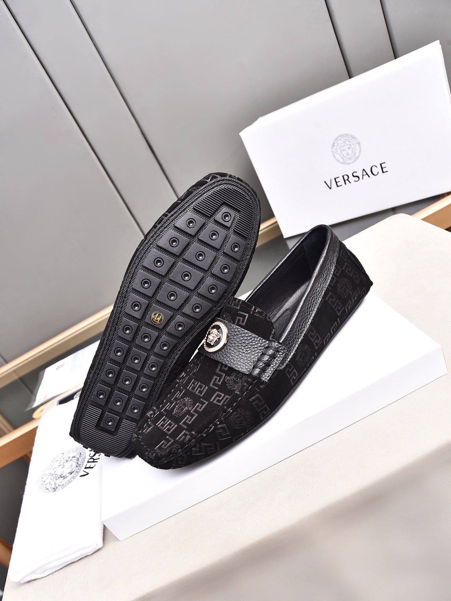 LuxluxHouse Best Quality Shoes Versace