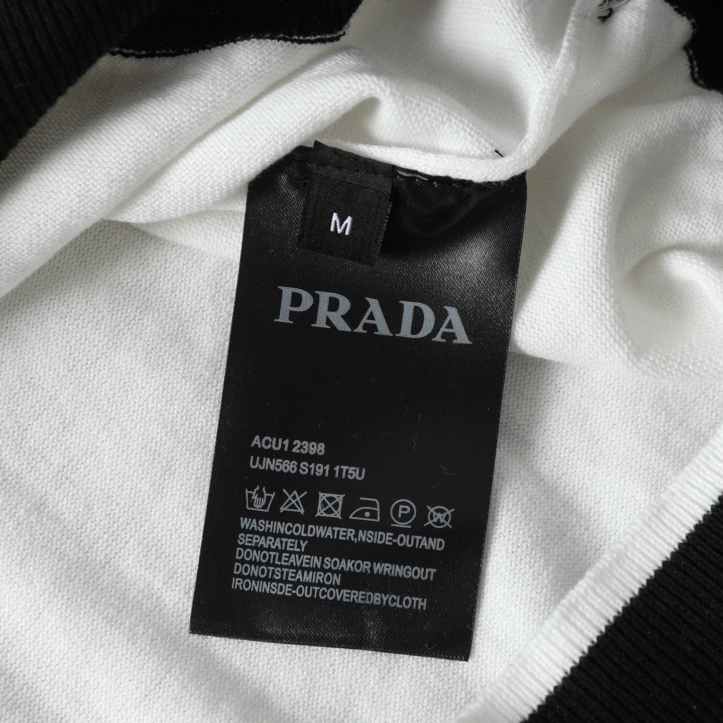 LuxluxHouse Best Quality Clothes T-shirt Prada