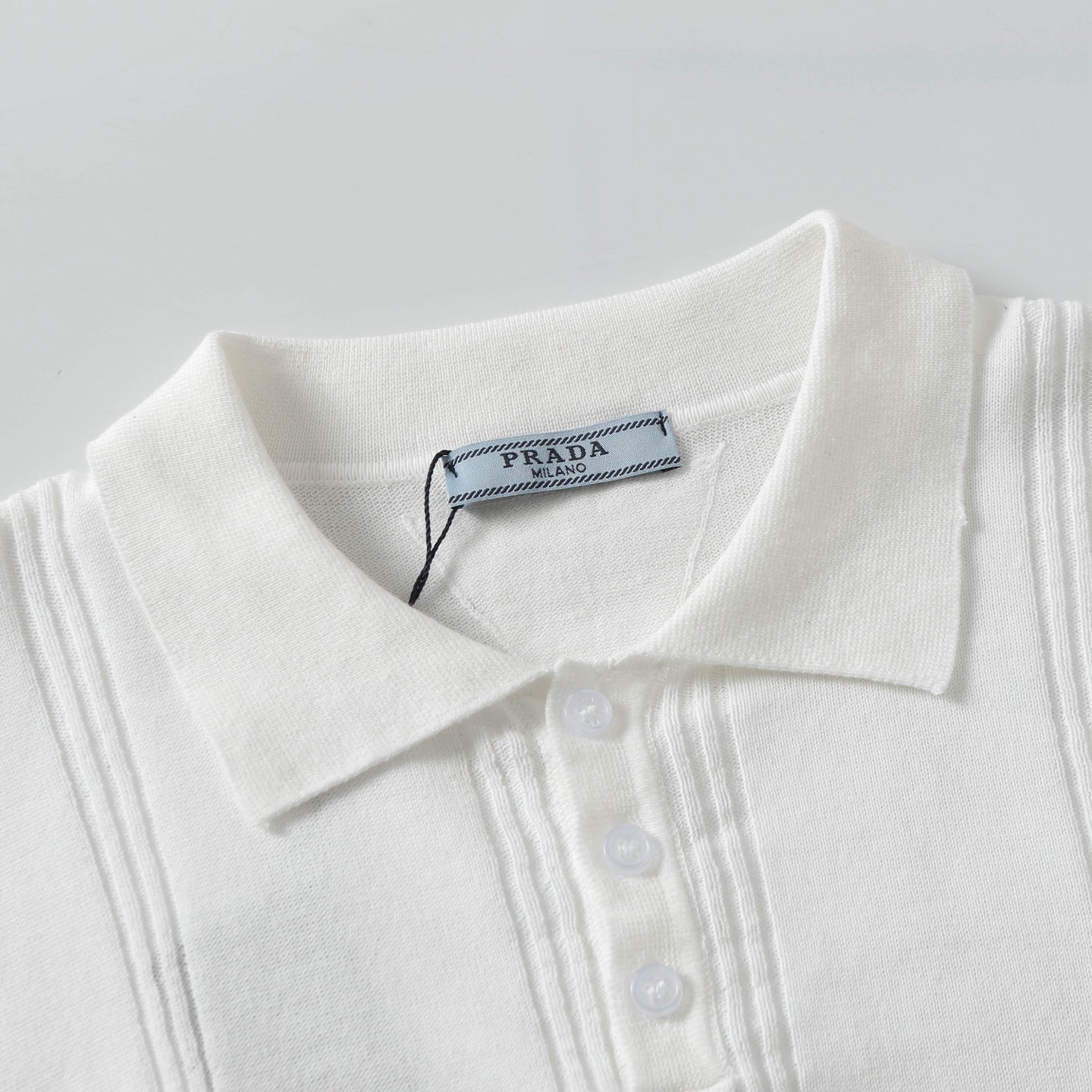 LuxluxHouse Best Quality Clothes T-shirt Prada