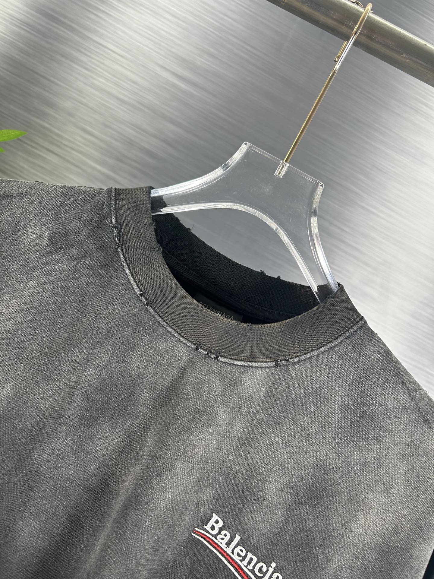 LuxluxHouse Best Quality Clothes Balenciaga T-shirt