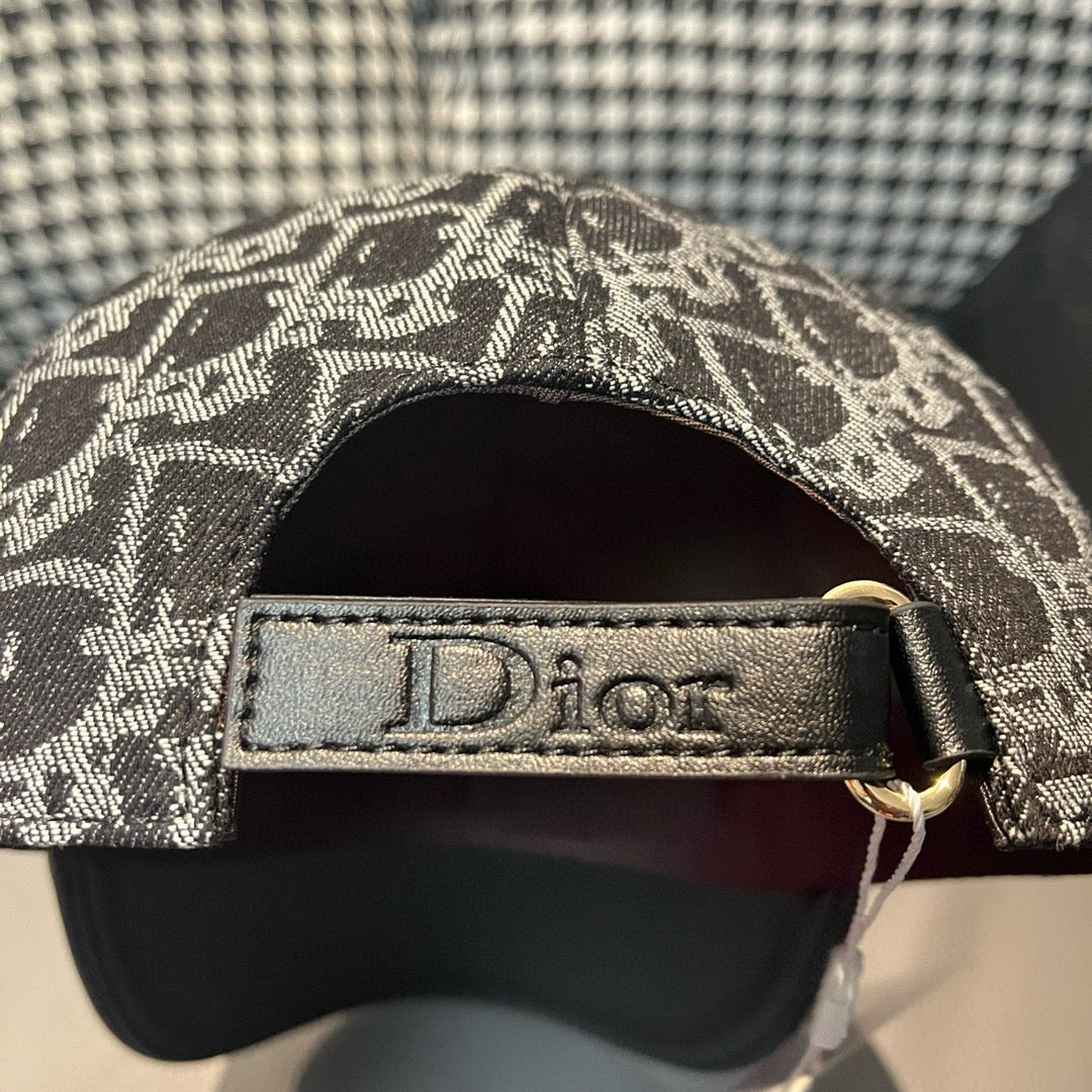 LuxluxHouse Best Quality Caps Dior