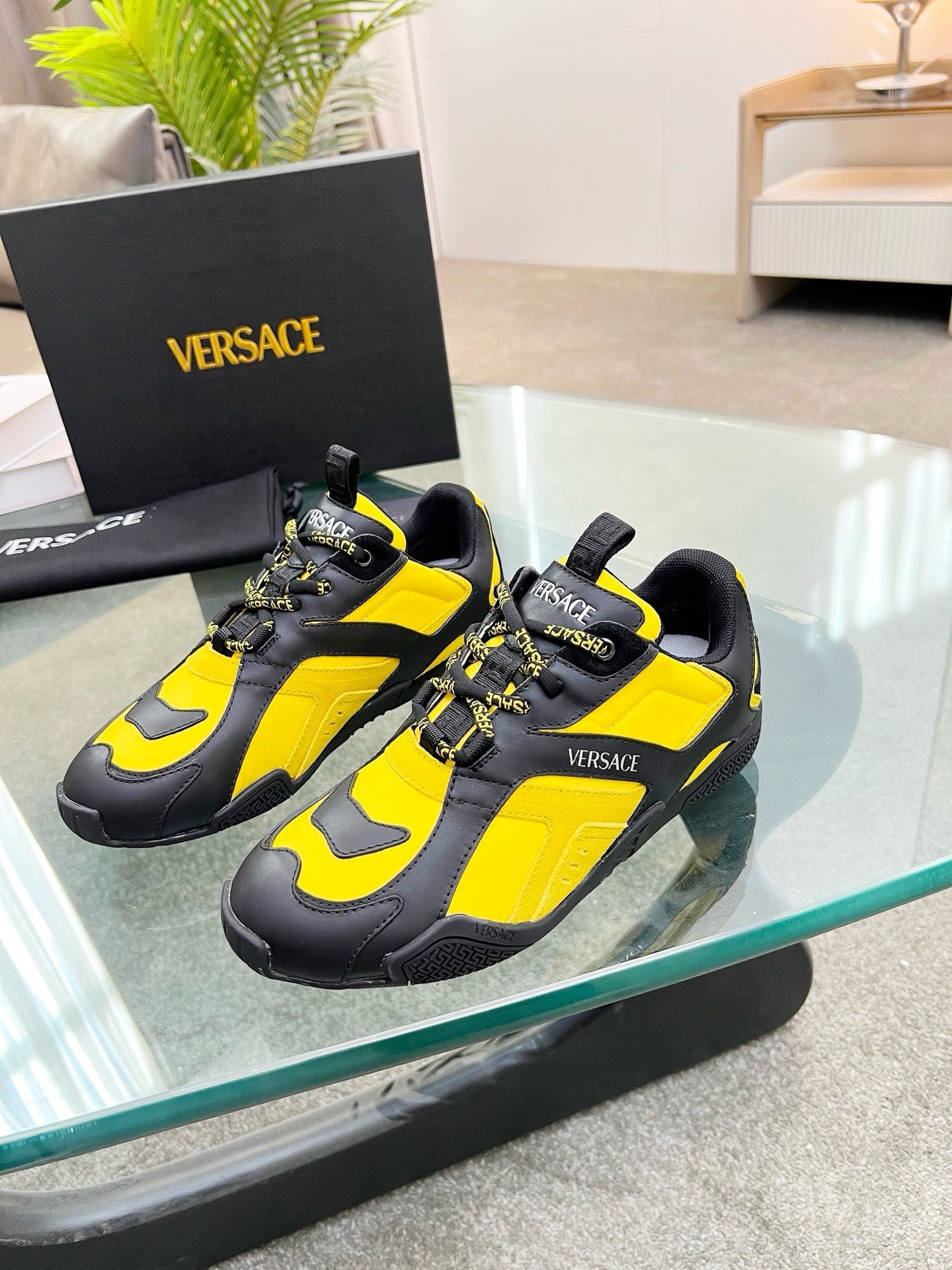 LuxluxHouse Best Quality Shoes Versace
