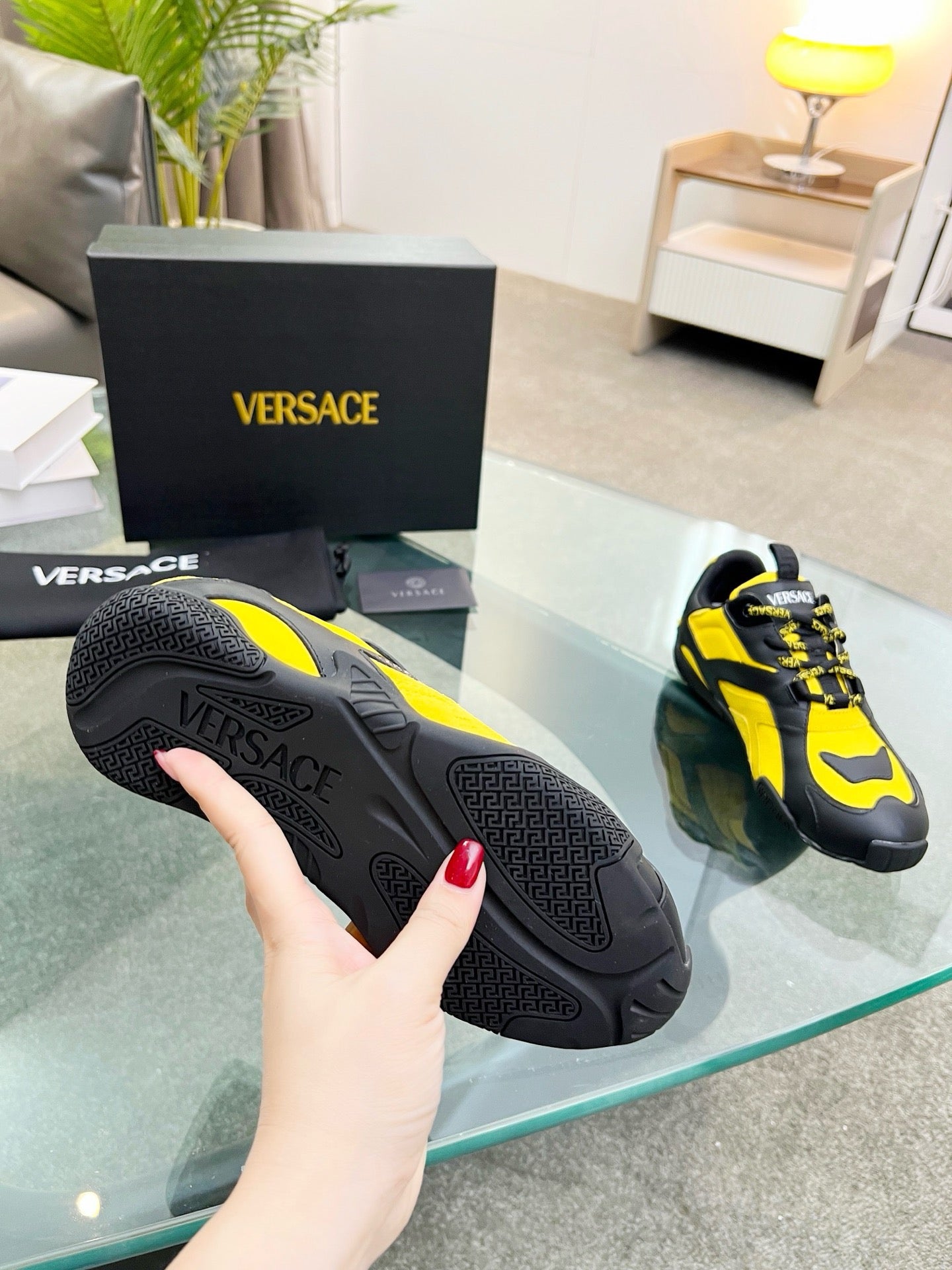 LuxluxHouse Best Quality Shoes Versace