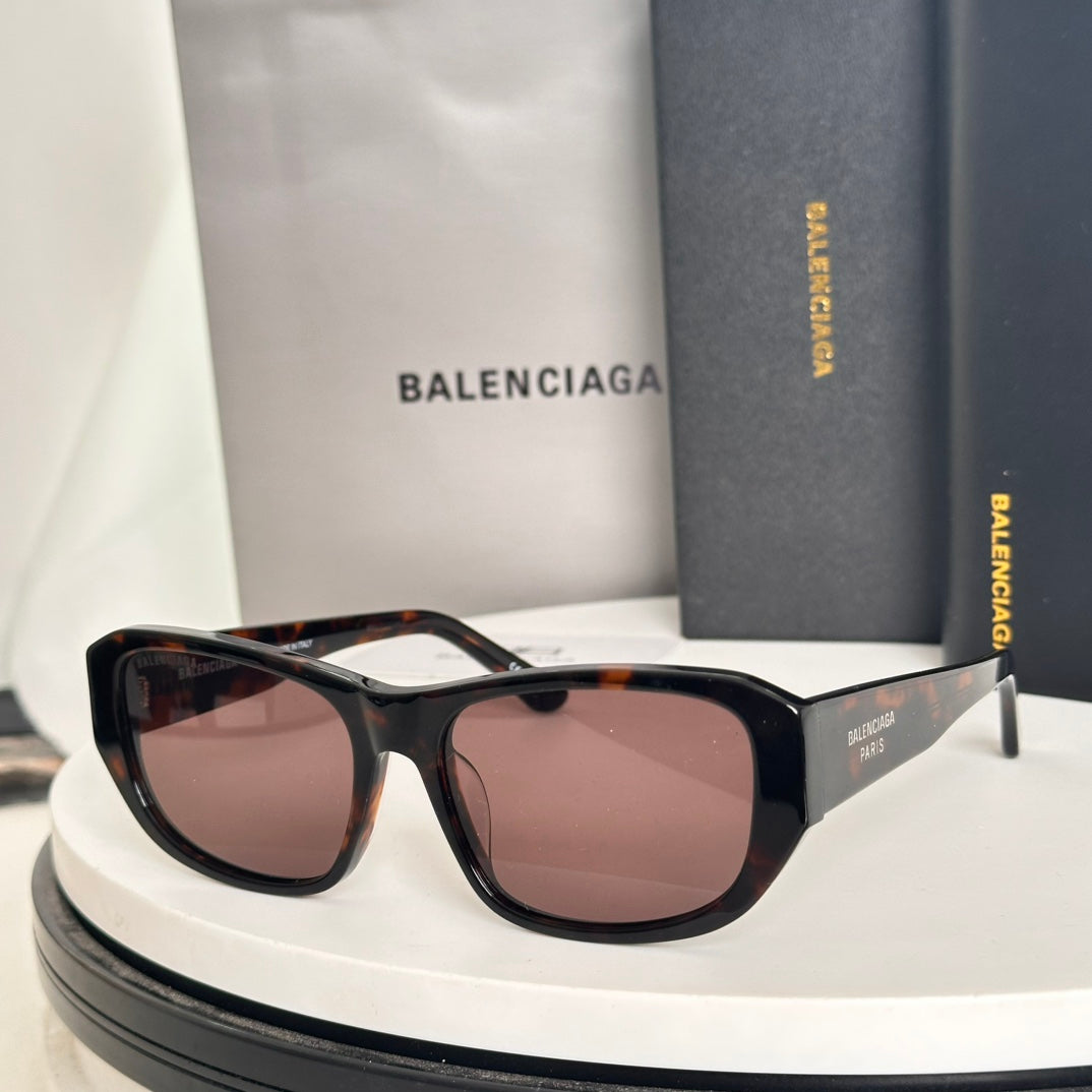 LuxluxHouse Best Quality Balenciaga Glasses
