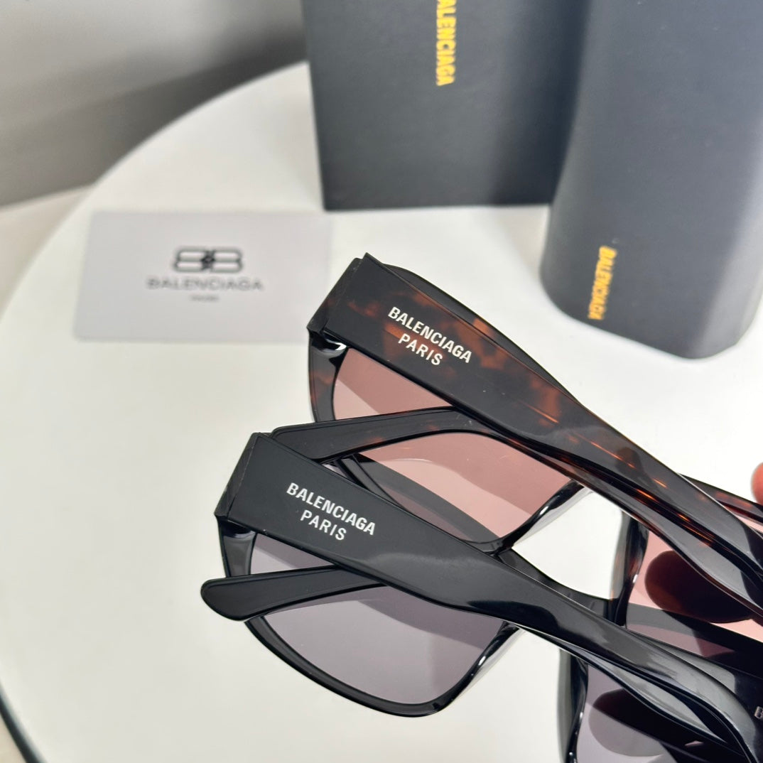 LuxluxHouse Best Quality Glasses Balenciaga