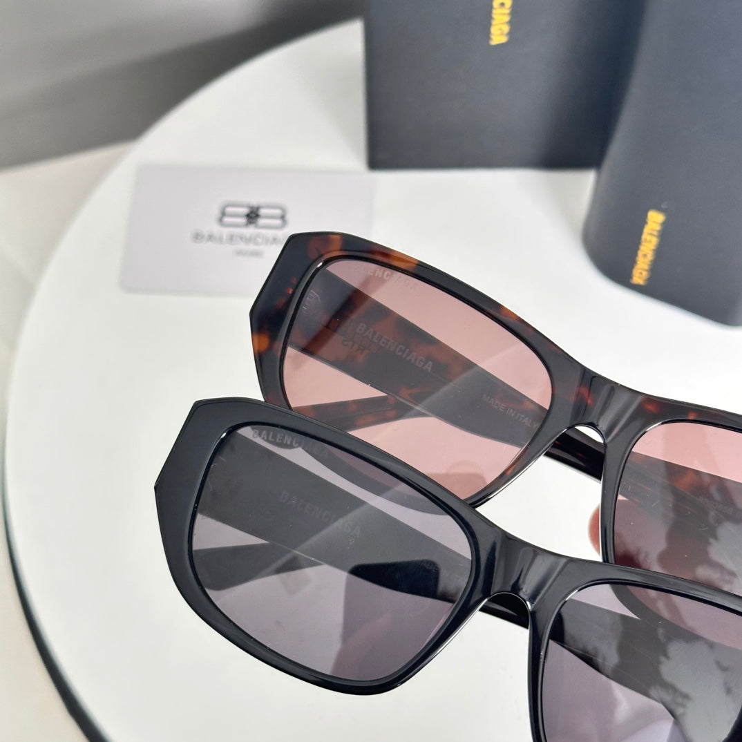 LuxluxHouse Best Quality Glasses Balenciaga