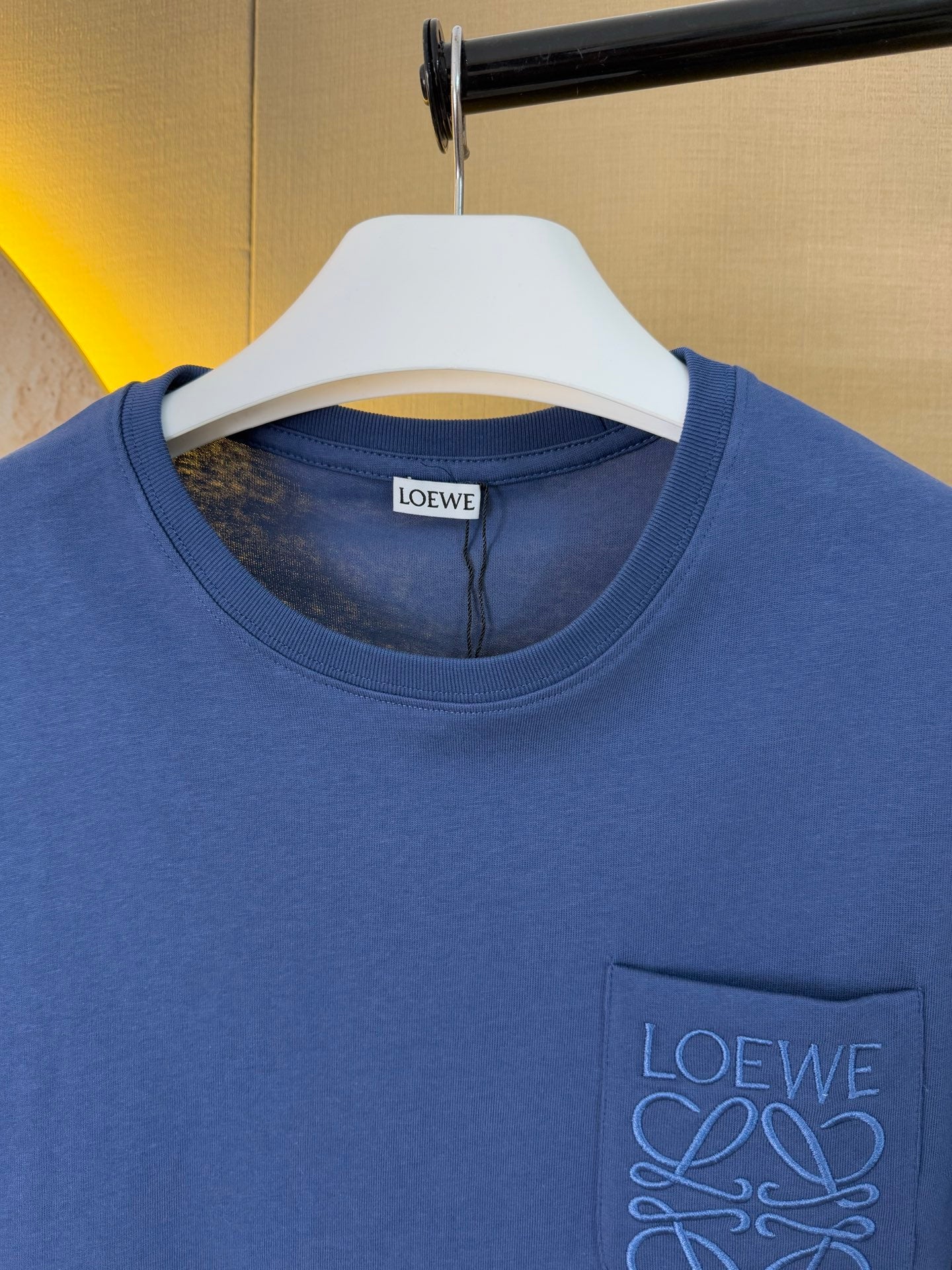 LuxluxHouse Best Quality Clothes T-shirt Loewe