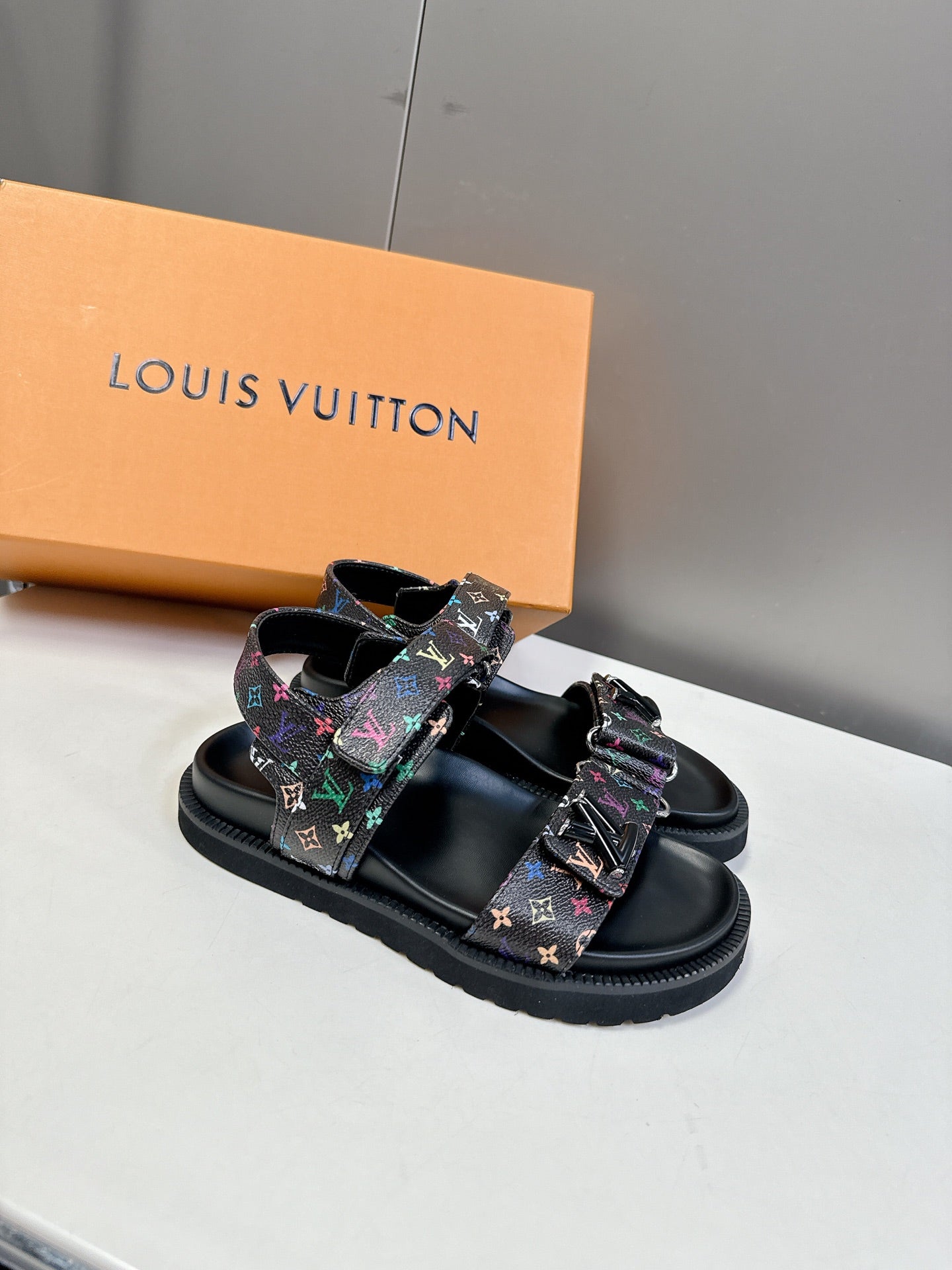 LuxluxHouse Best Quality Women Shoes Louis Vuitton