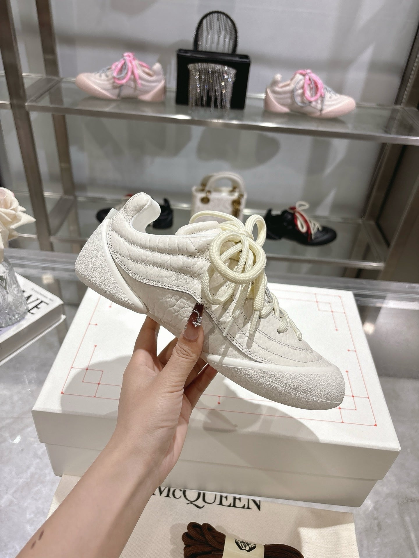 LuxluxHouse Best Quality Shoes Alexander McQueen