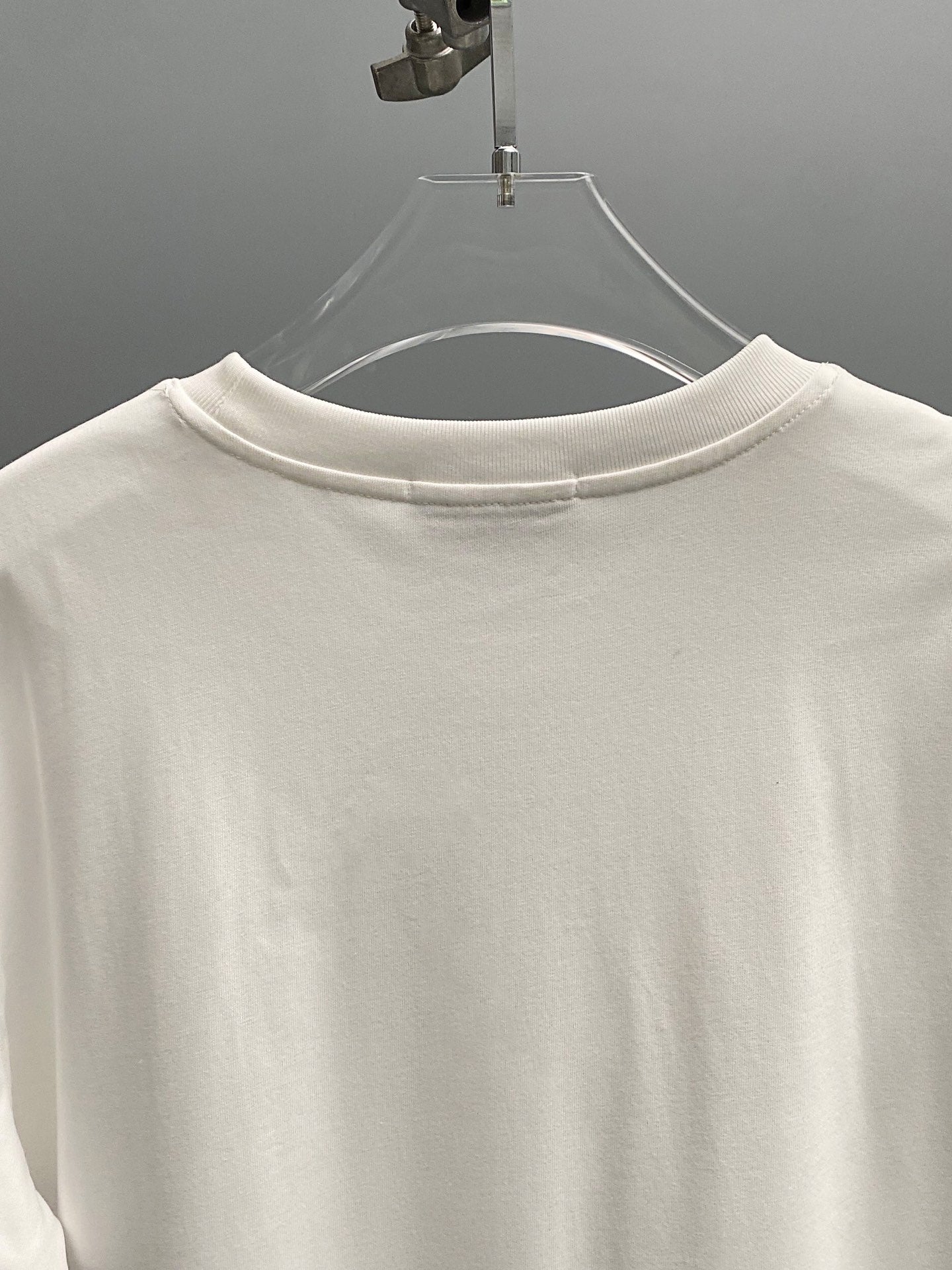 LuxluxHouse Best Quality Clothes T-shirt Prada