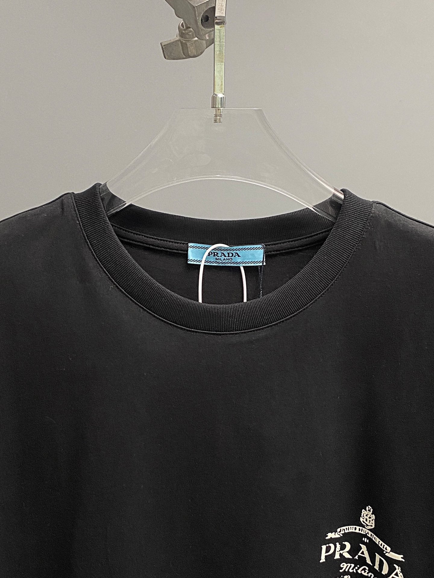 LuxluxHouse Best Quality Clothes T-shirt Prada