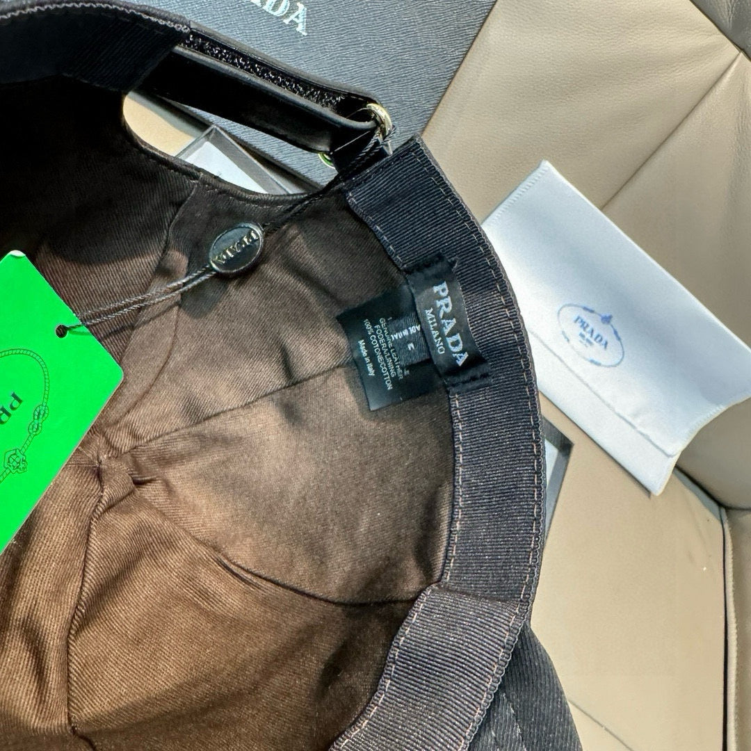 LuxluxHouse Best Quality Caps Prada