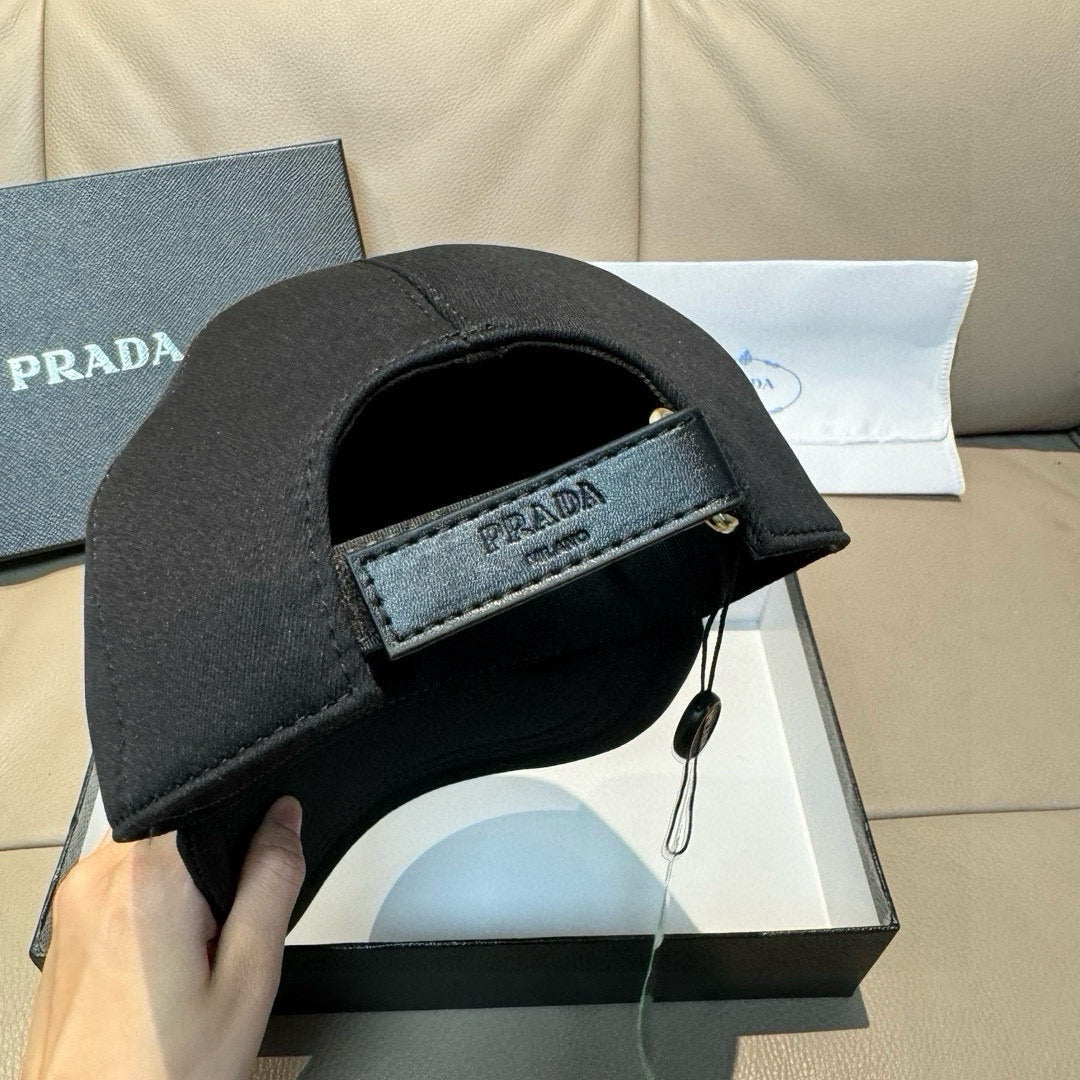 LuxluxHouse Best Quality Caps Prada