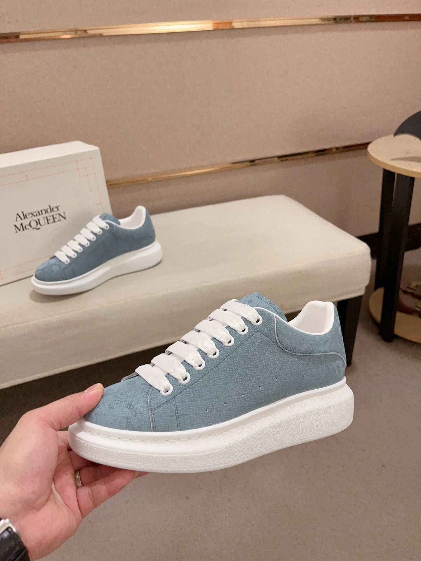 LuxluxHouse Best Quality Shoes Alexander McQueen