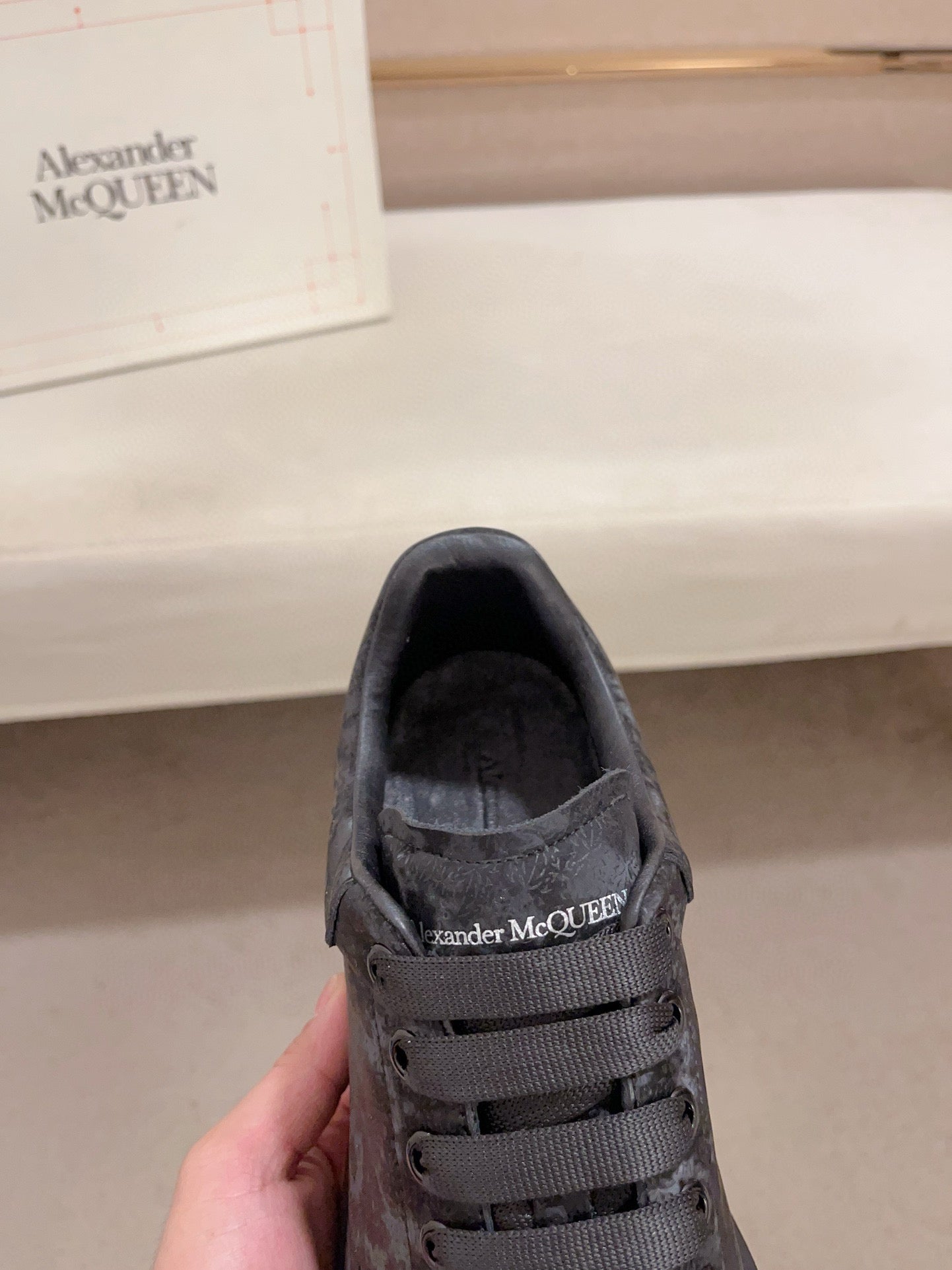 LuxluxHouse Best Quality Shoes Alexander McQueen