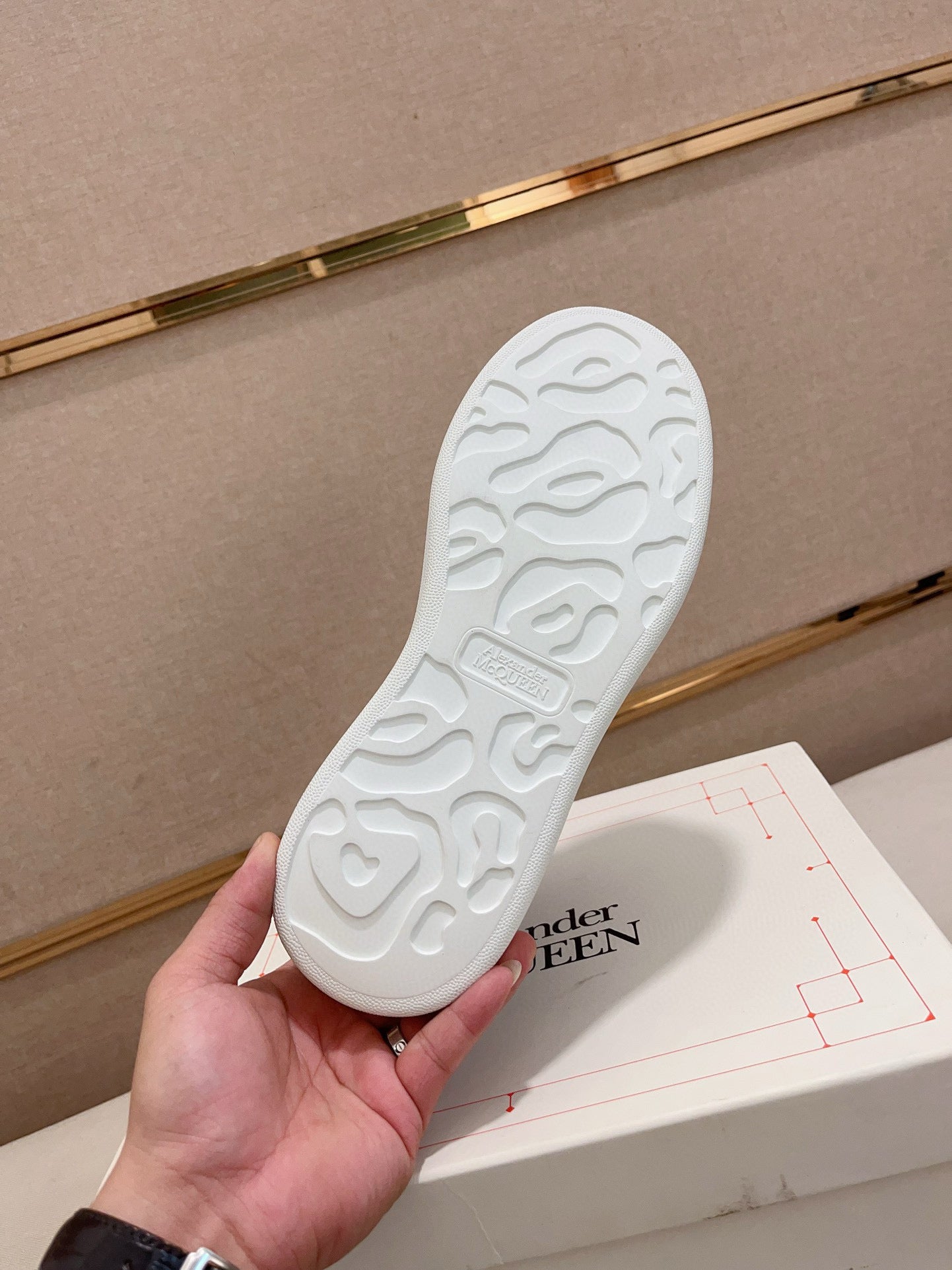 LuxluxHouse Best Quality Shoes Alexander McQueen