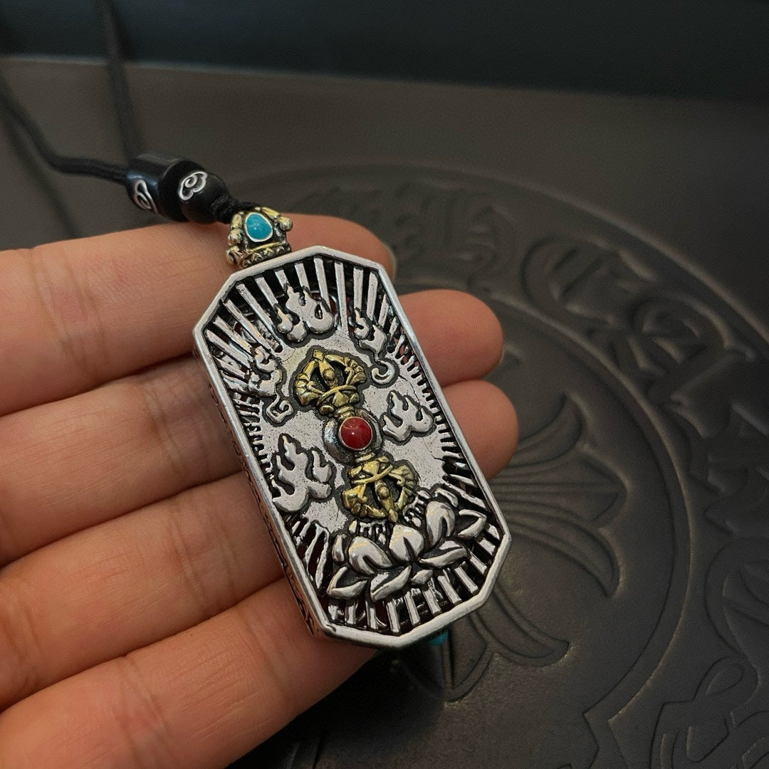 LuxluxHouse Best Quality Accessories Necklace Chrome Hearts