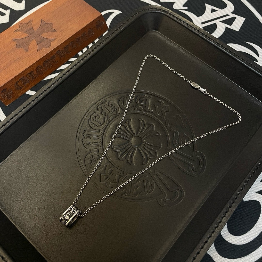 LuxluxHouse Best Quality Accessories Necklace Chrome Hearts
