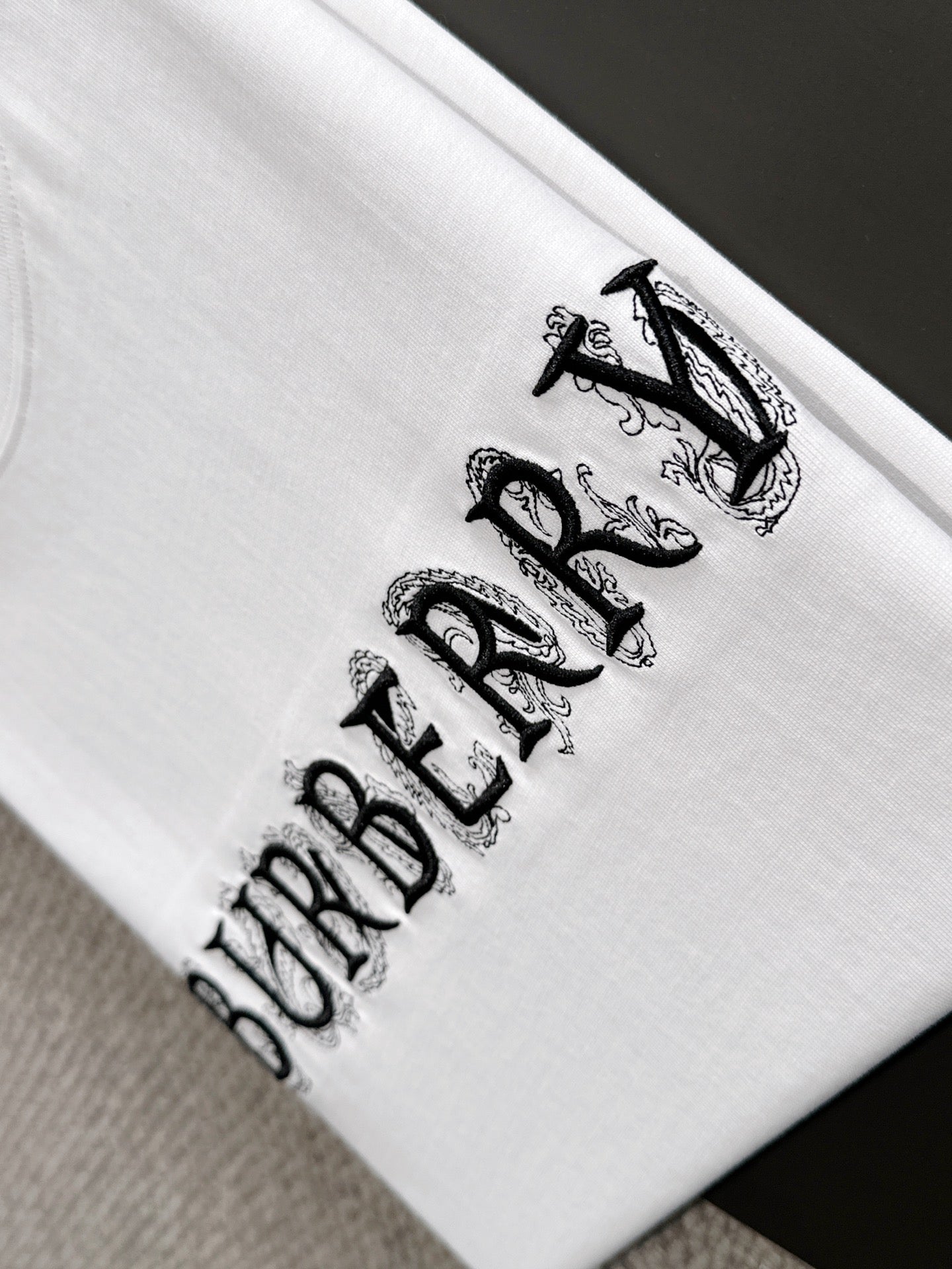 LuxluxHouse Best Quality Clothes Burberry T-shirt