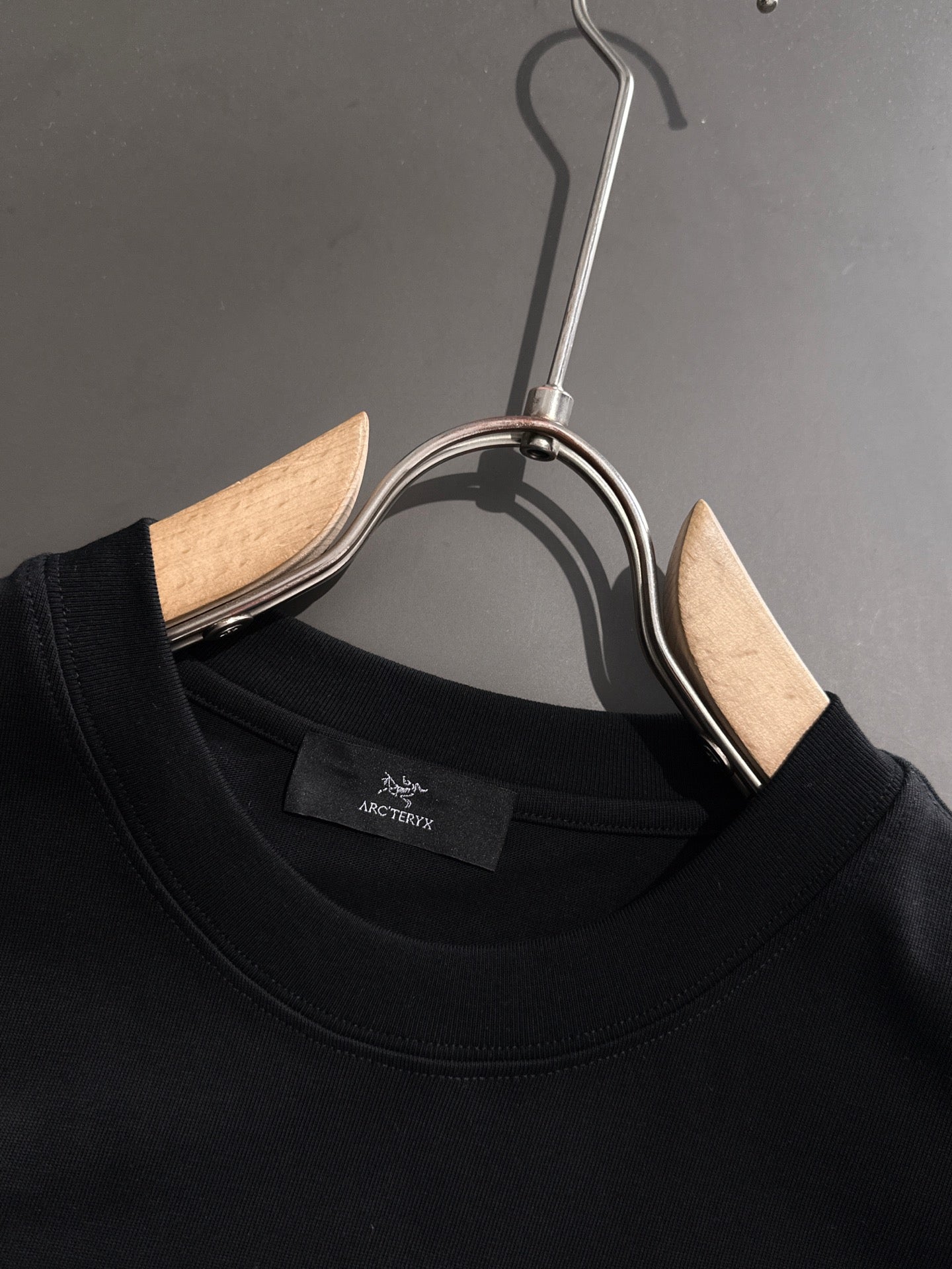 LuxluxHouse Best Quality Clothes T-shirt Arcteryx