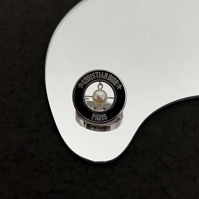 LuxluxHouse Best Quality Accessories Brooch Brooch Dior