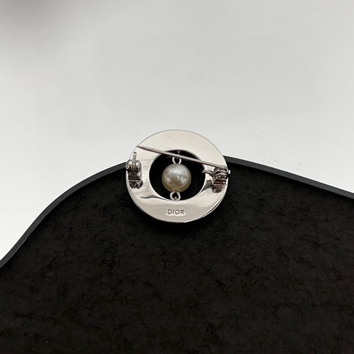 LuxluxHouse Best Quality Accessories Brooch Brooch Dior