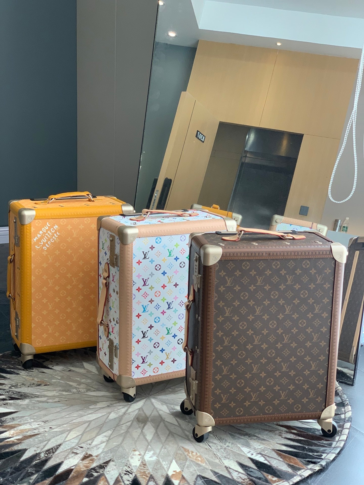 LuxluxHouse Best Quality Bags Luggage