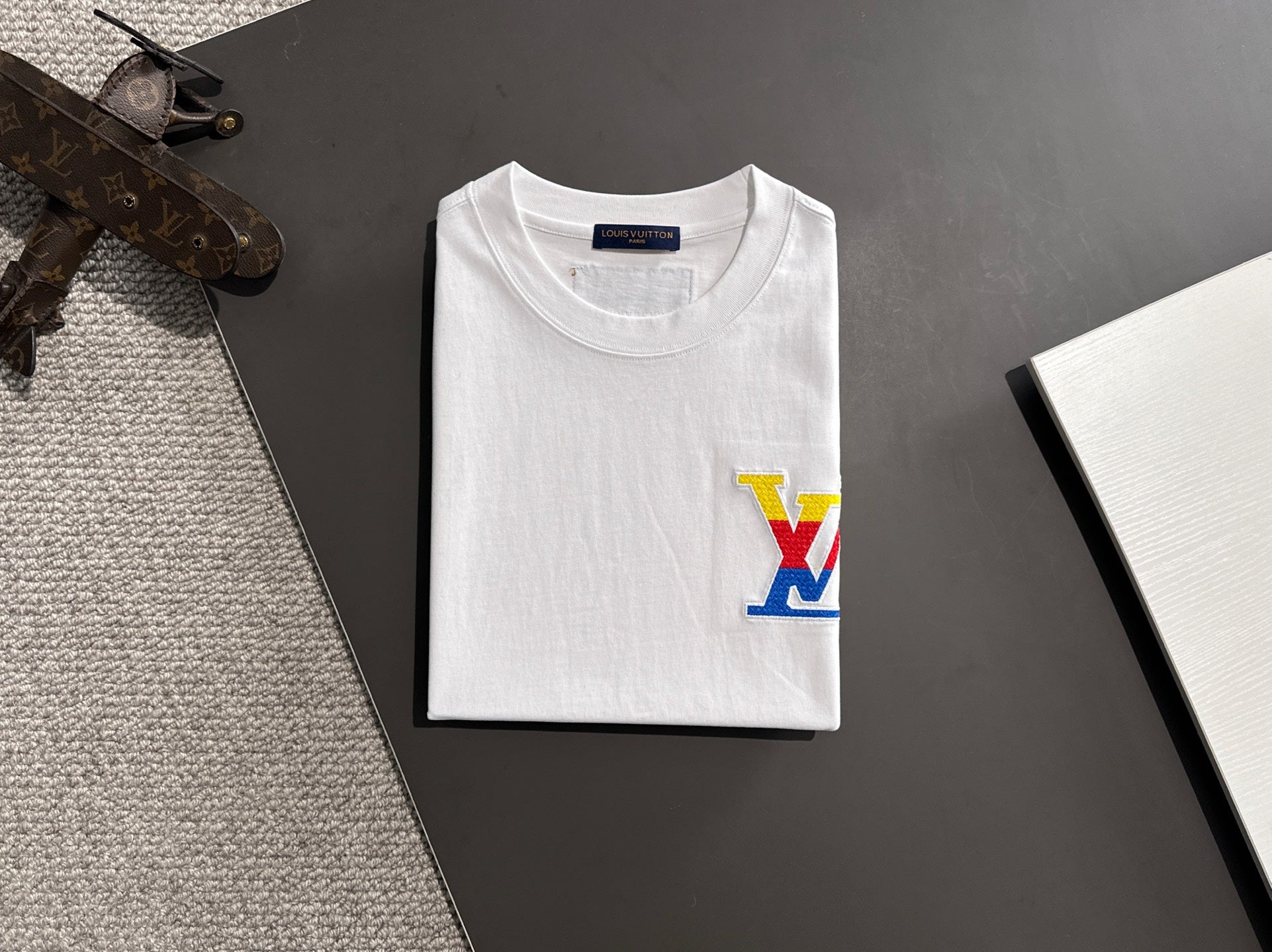 LuxluxHouse Best Quality Clothes T-shirt Louis Vuitton