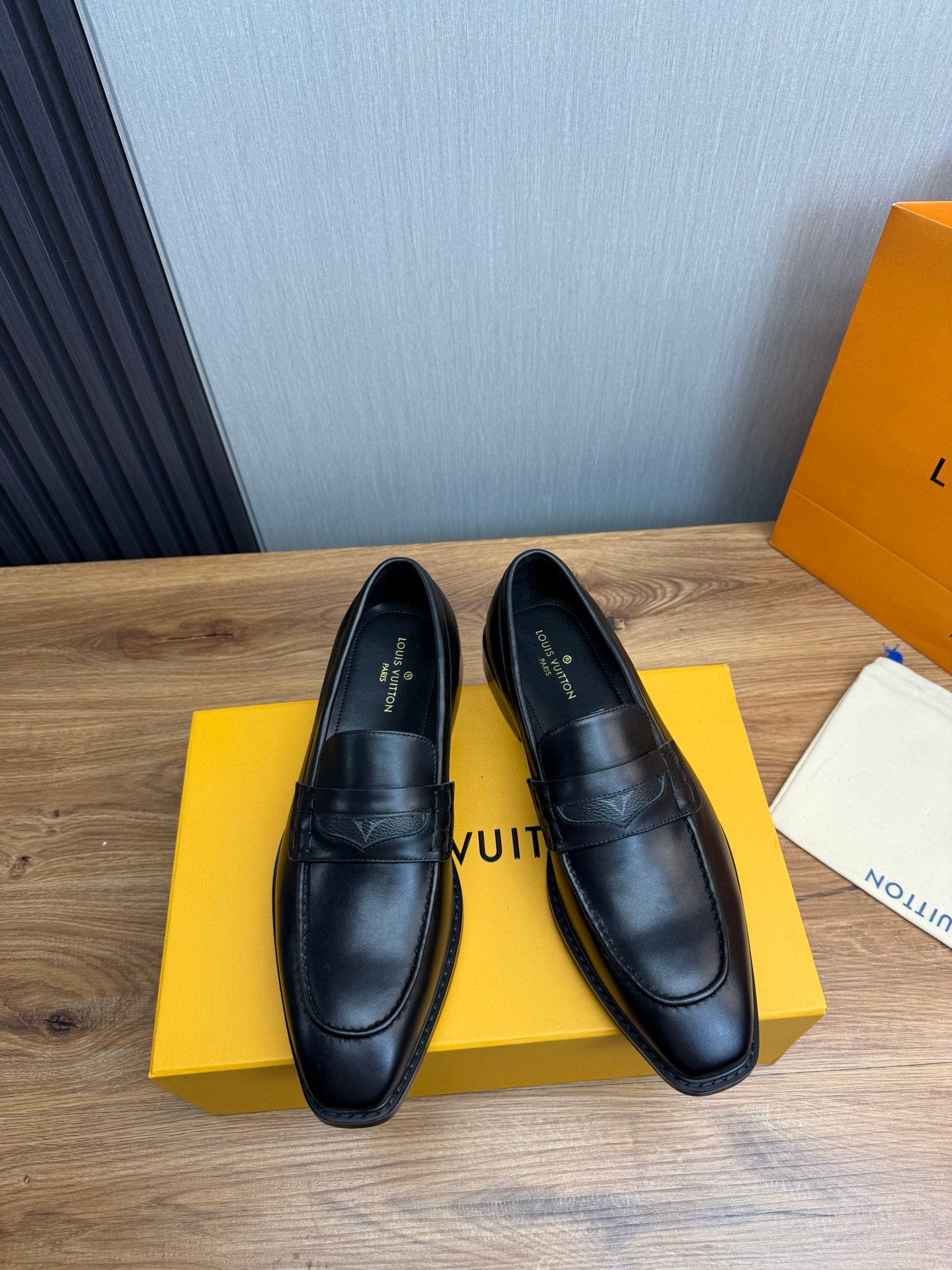 LuxluxHouse Best Quality Louis Vuitton Dress Shoes
