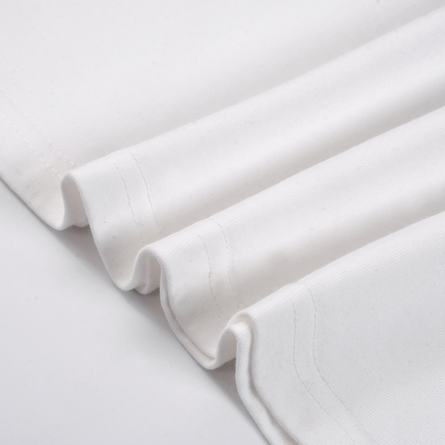 LuxluxHouse Best Quality Clothes T-shirt Prada