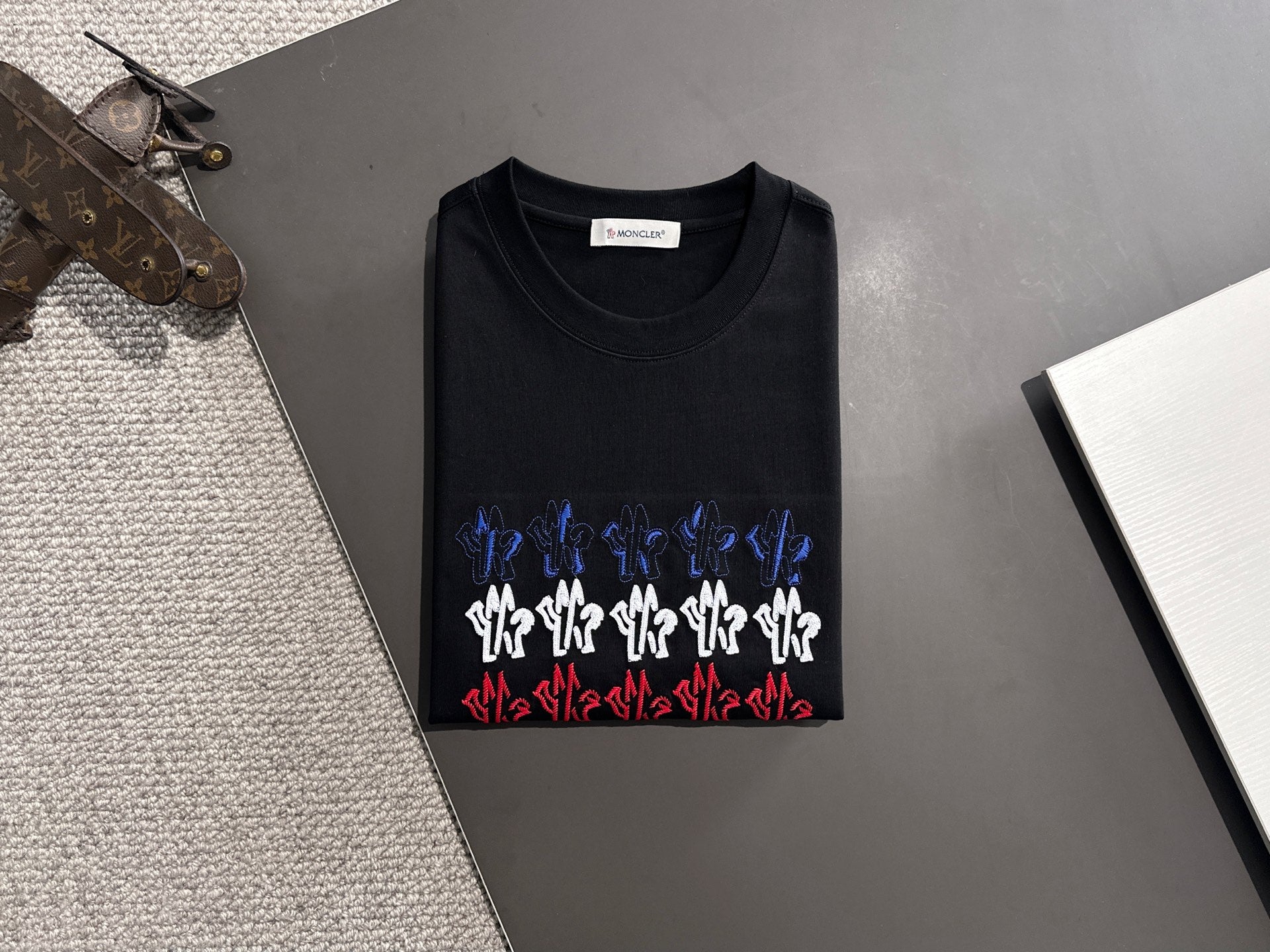 LuxluxHouse Best Quality Clothes T-shirt Moncler