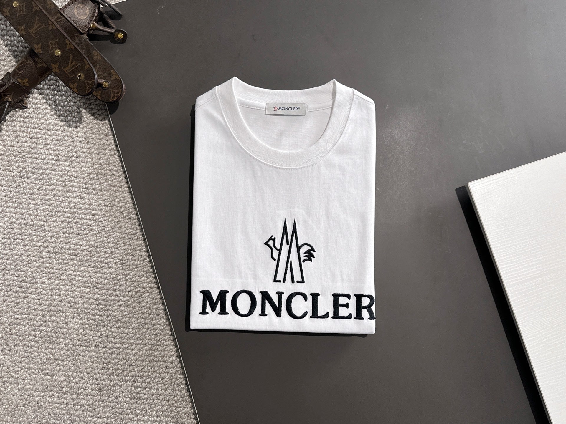 LuxluxHouse Best Quality Clothes T-shirt Moncler