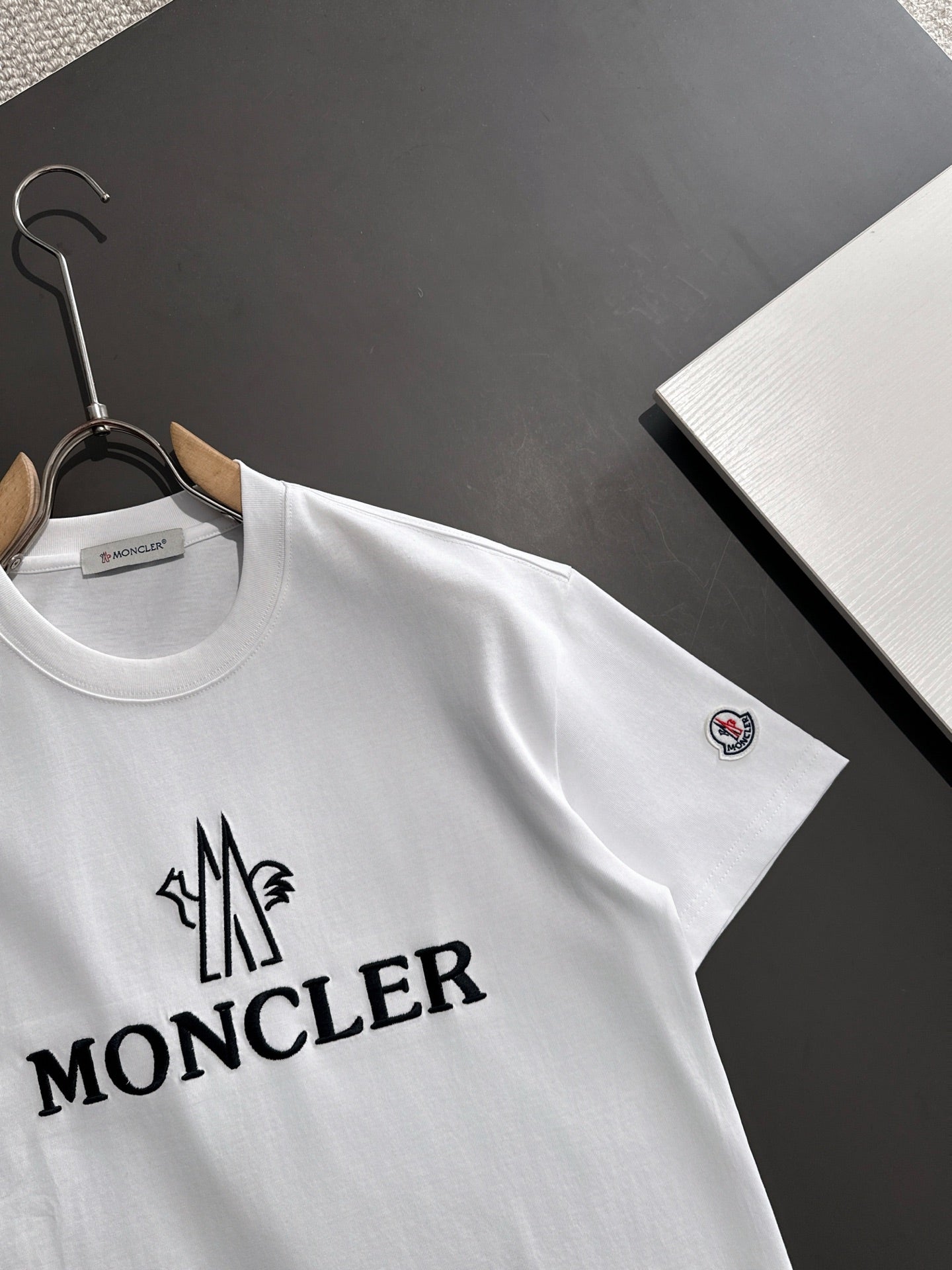 LuxluxHouse Best Quality Clothes T-shirt Moncler