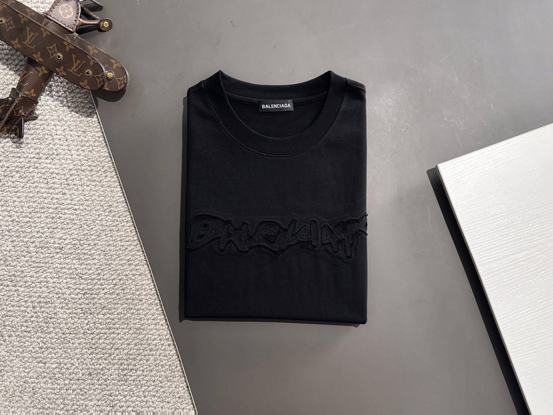 LuxluxHouse Best Quality Clothes Balenciaga T-shirt