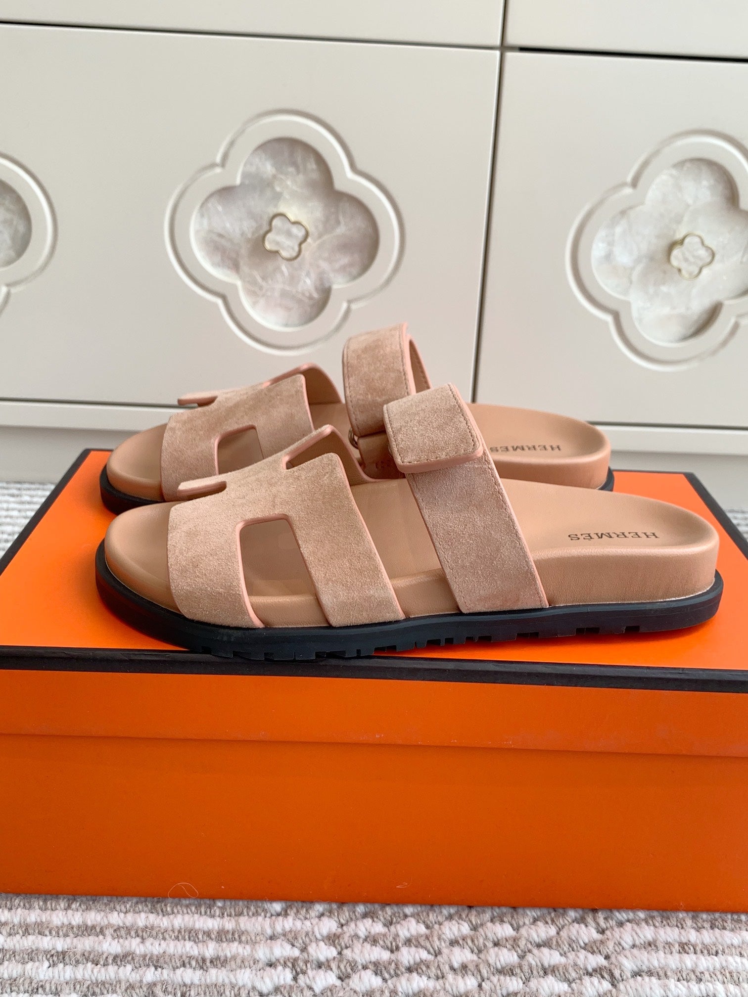 LuxluxHouse Best Quality Women Shoes Hermes