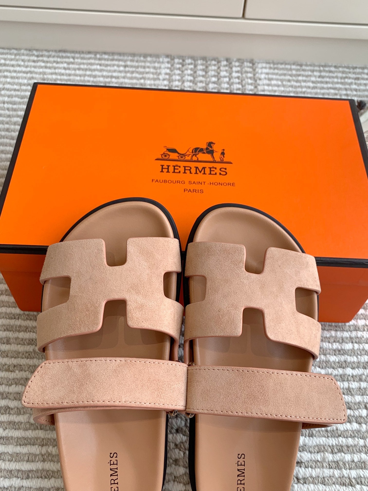 LuxluxHouse Best Quality Women Shoes Hermes